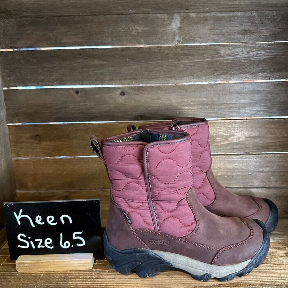New Womens Keen Betty Maroon Insulated Waterproof Snow Winter Boots Size 6.5 M