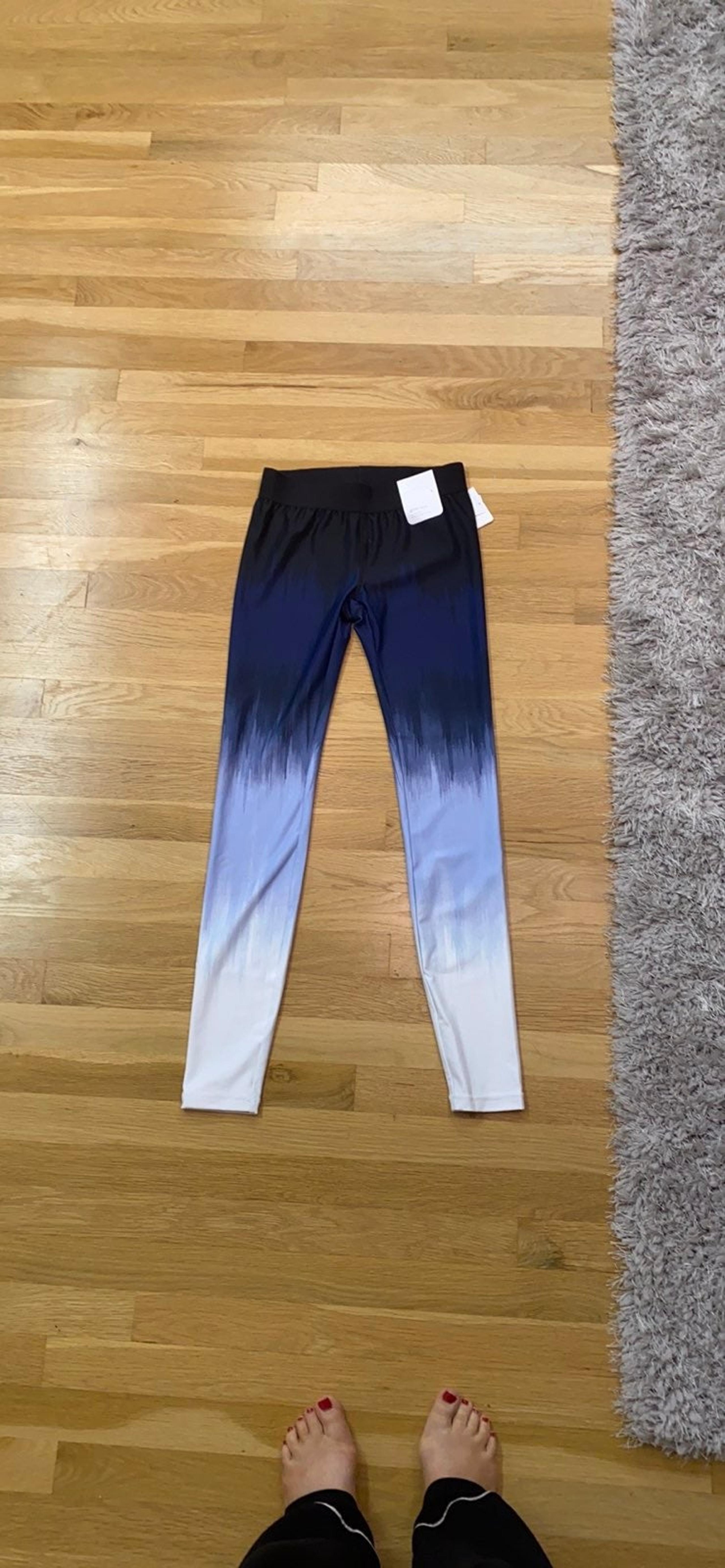 Gap fit leggings