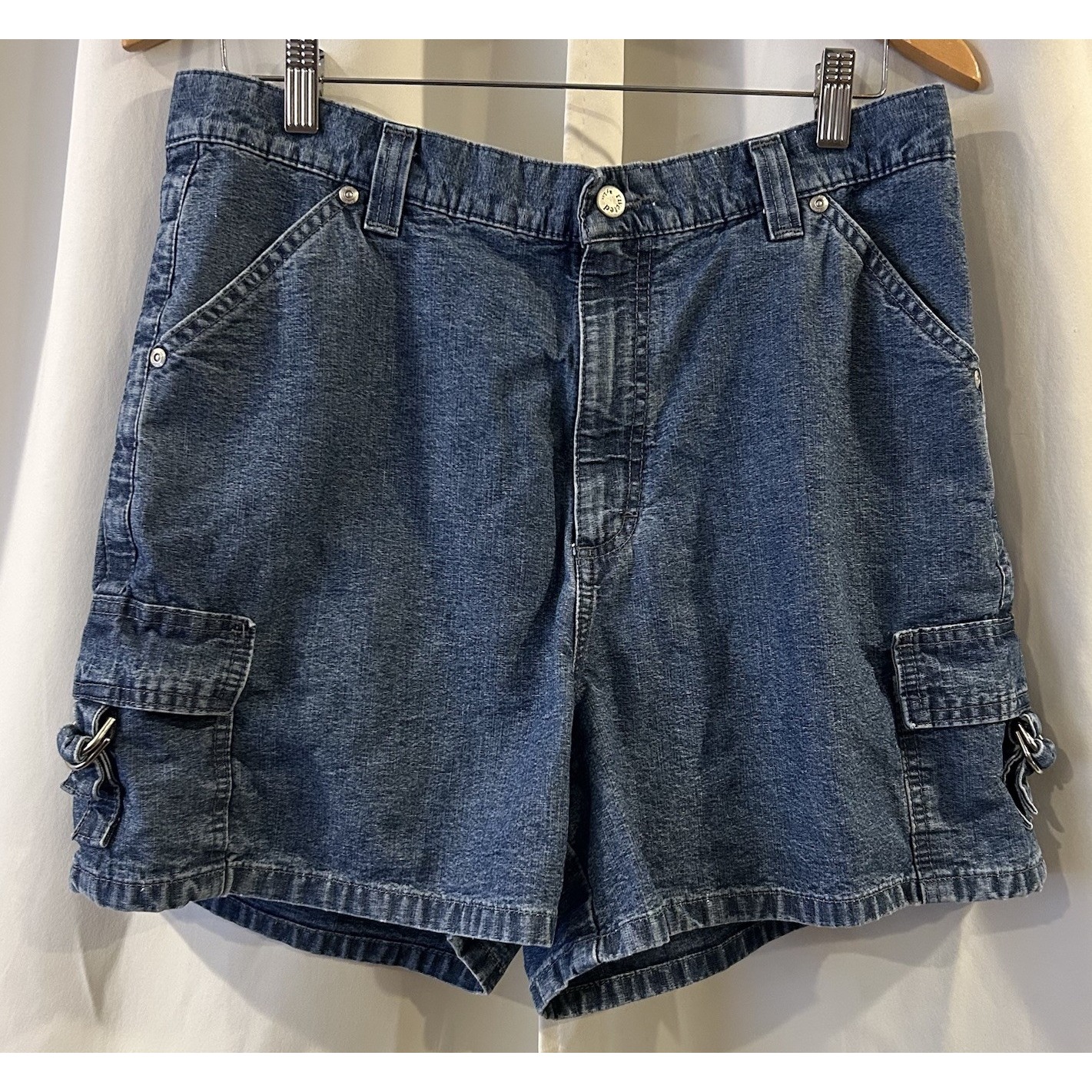 Vintage Lee Riveted Jean Shorts y2k Blue Denim Carpenter Size 12 90s