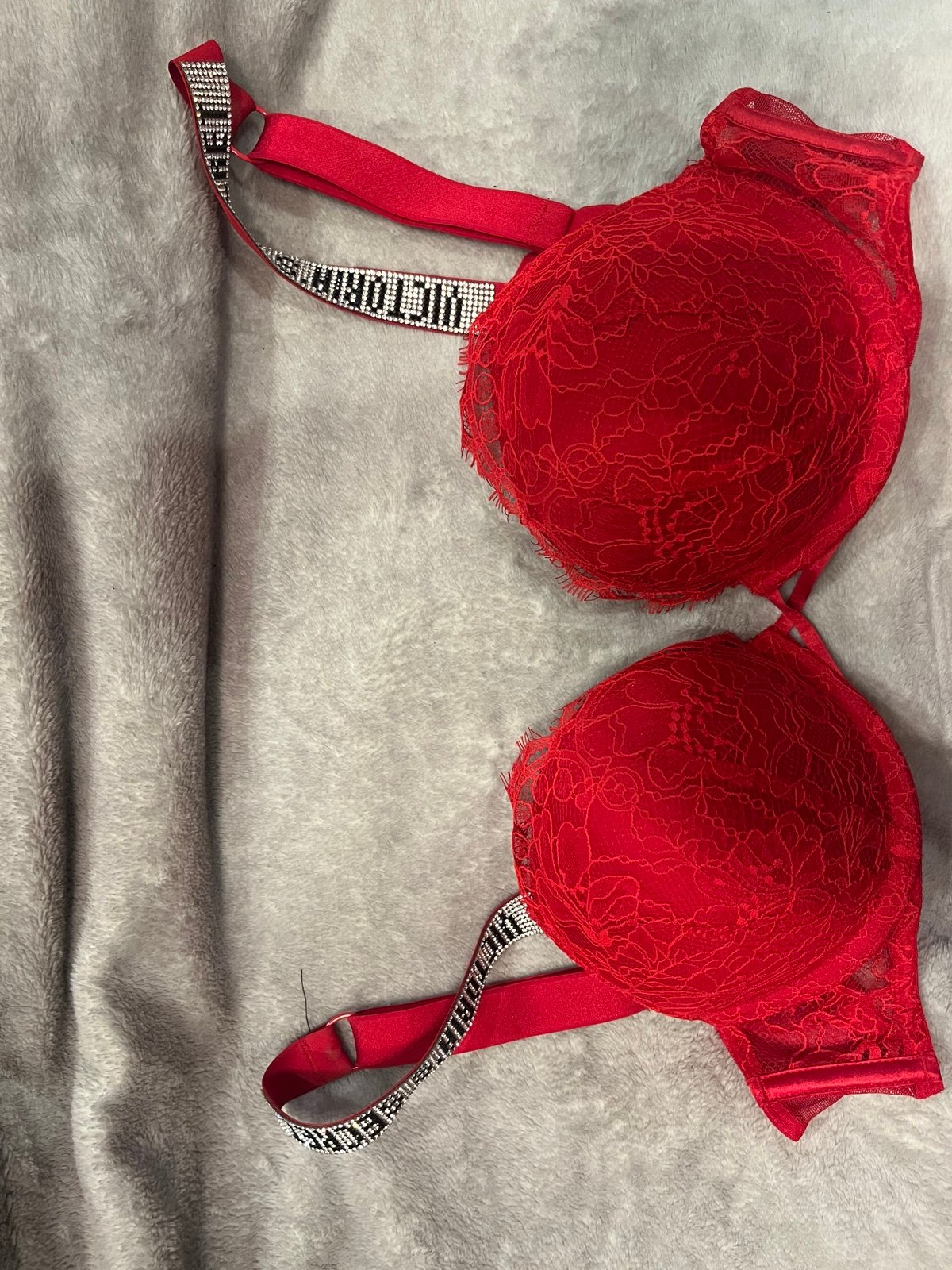 Victoria's Secret Bombshell Bra 34B