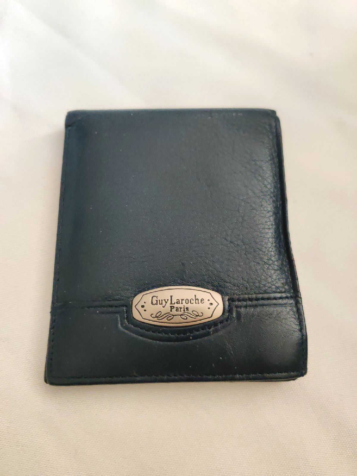 NAVY WALLET GUY LAROCHE
