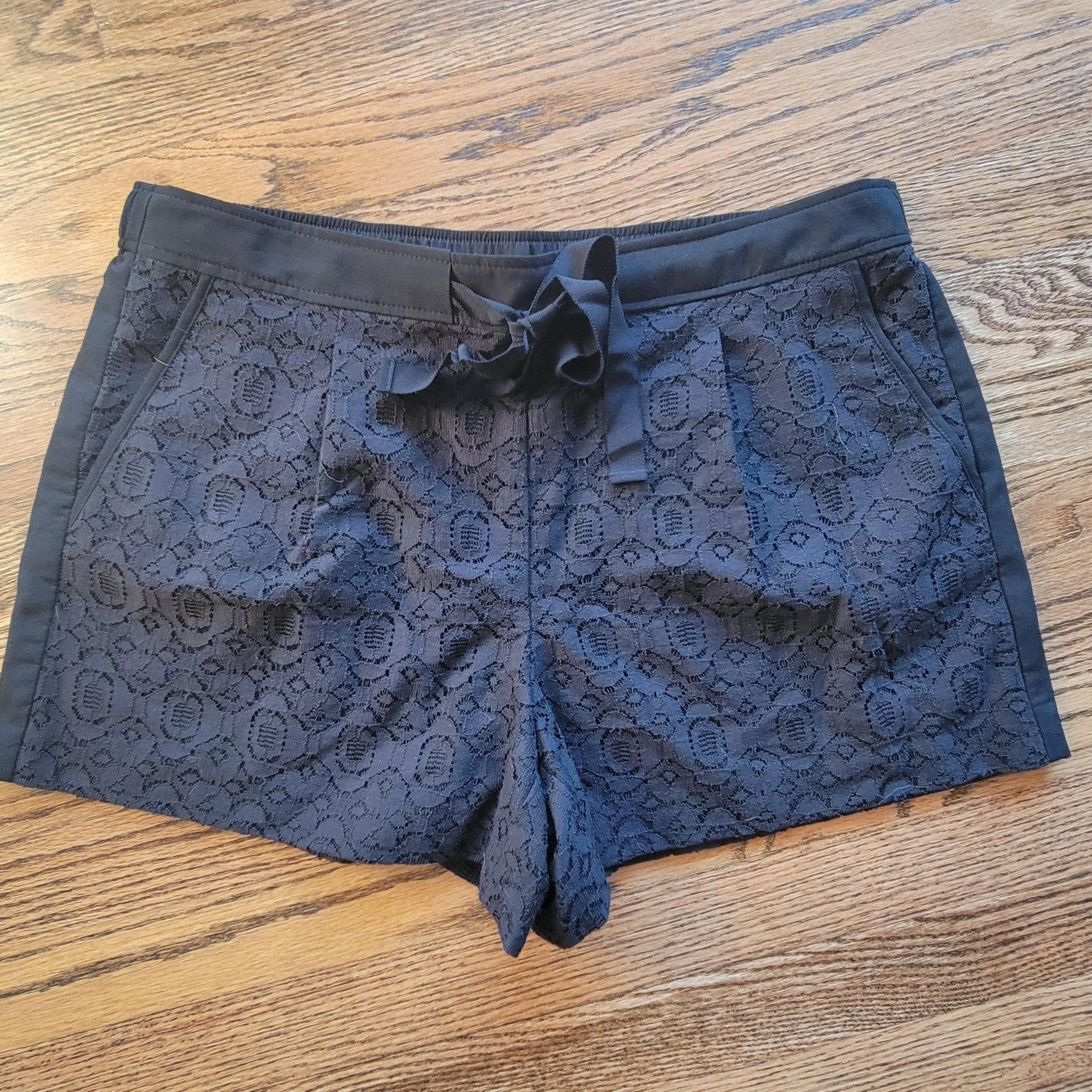 Ann Taylor Loft Black Pull-on Shorts Size 10 NWT
