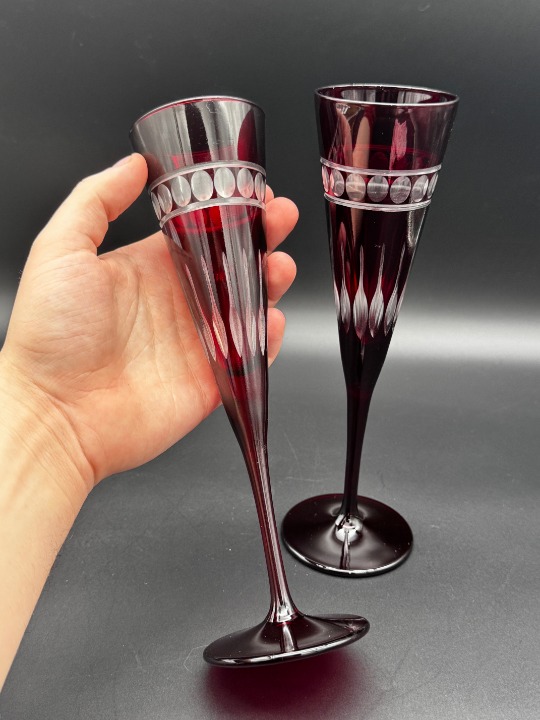 Williams-Sonoma Fluted Champagne Garnet Somerset Drinkware Glasses 9.5 Tall