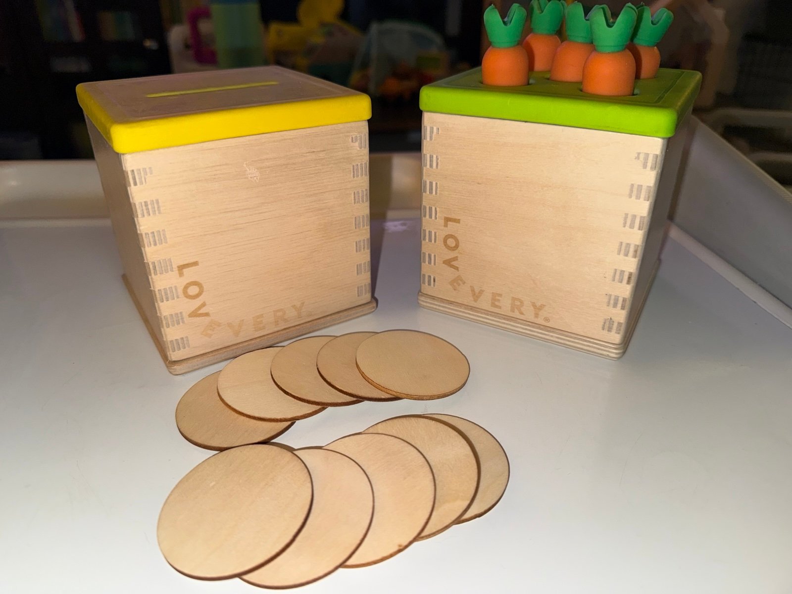 Lovevery Carrot and coin box