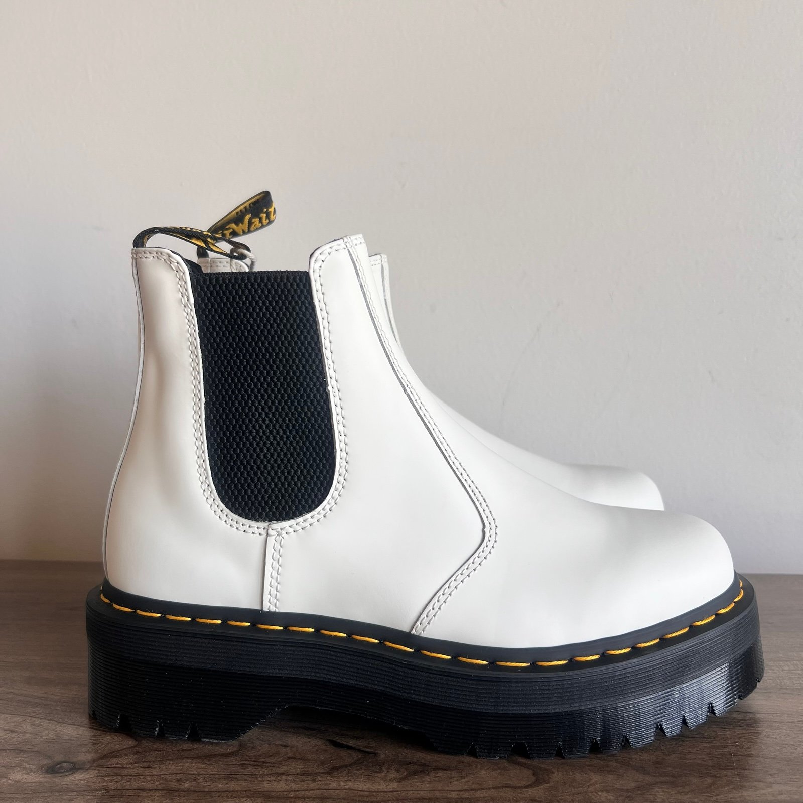 Dr. Martens Unisex 2976 Quad Boot Size 10 or 9 #B1157A