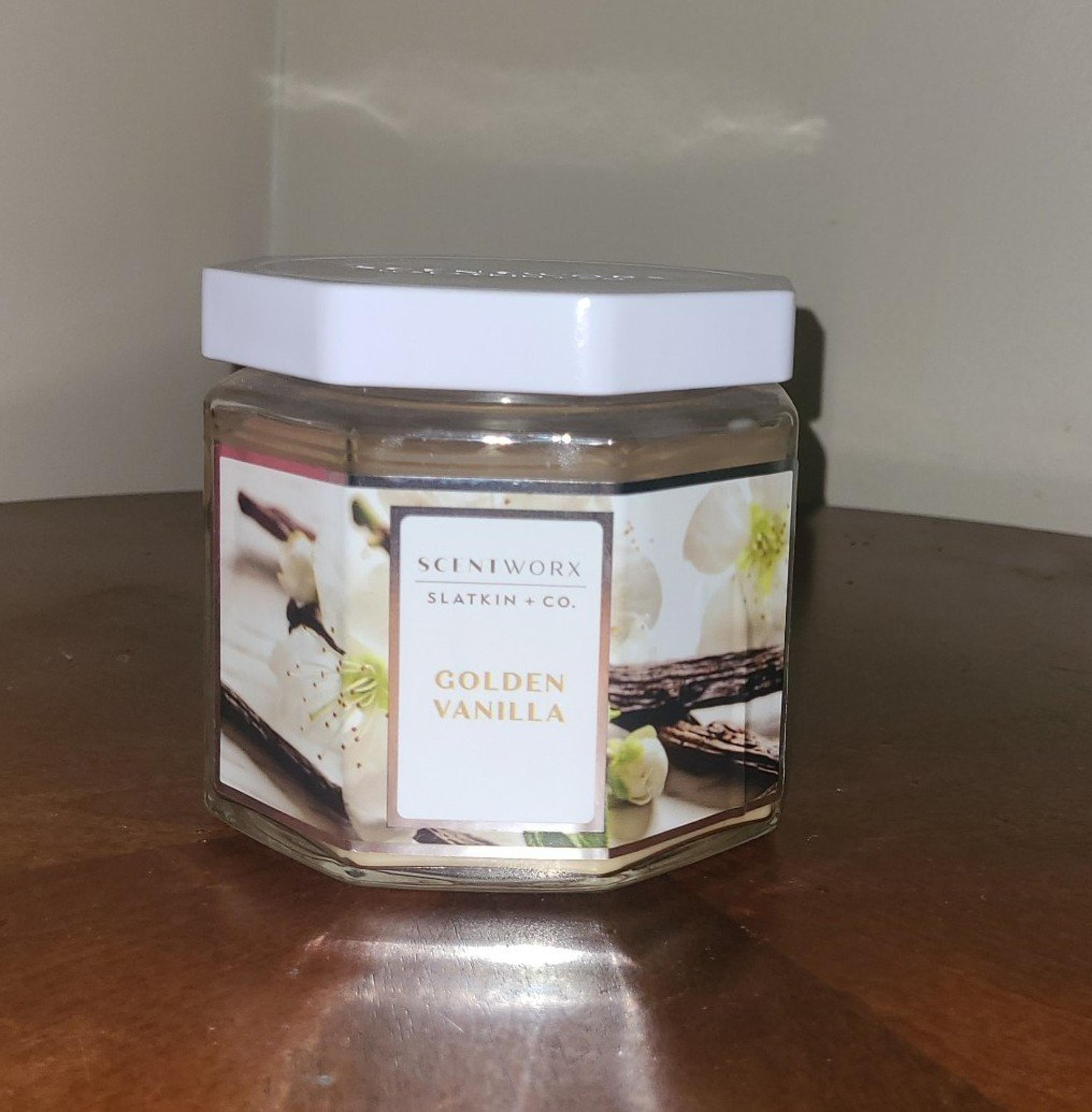 NEW Scentworx Slatkin & Co Golden Vanilla Vanilla 3 Wick Candle 14.5 oz New