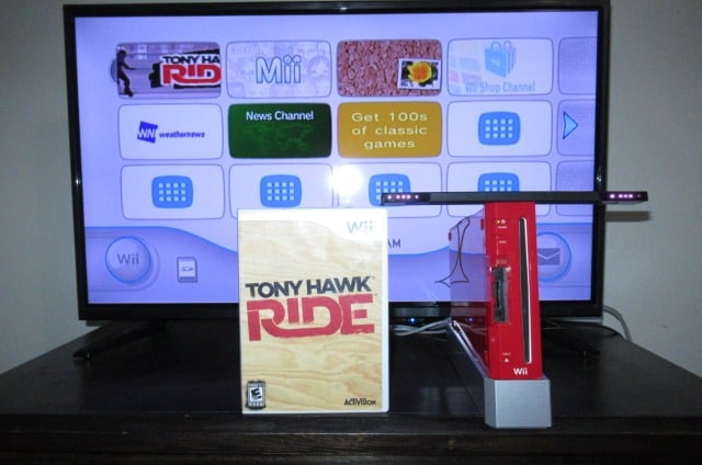 Nintendo Wii Mario 25th Anniversary in Red