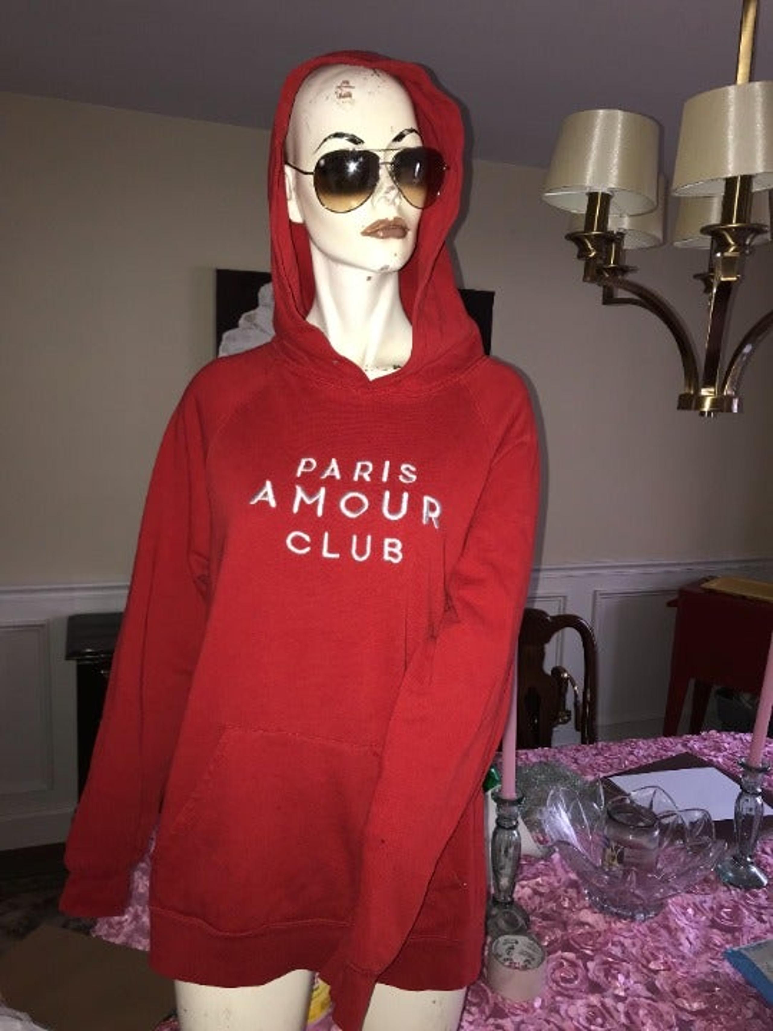 FOREVER 21 MEDIUM PARIS AMOUR CLUB women's red pullover hoodie