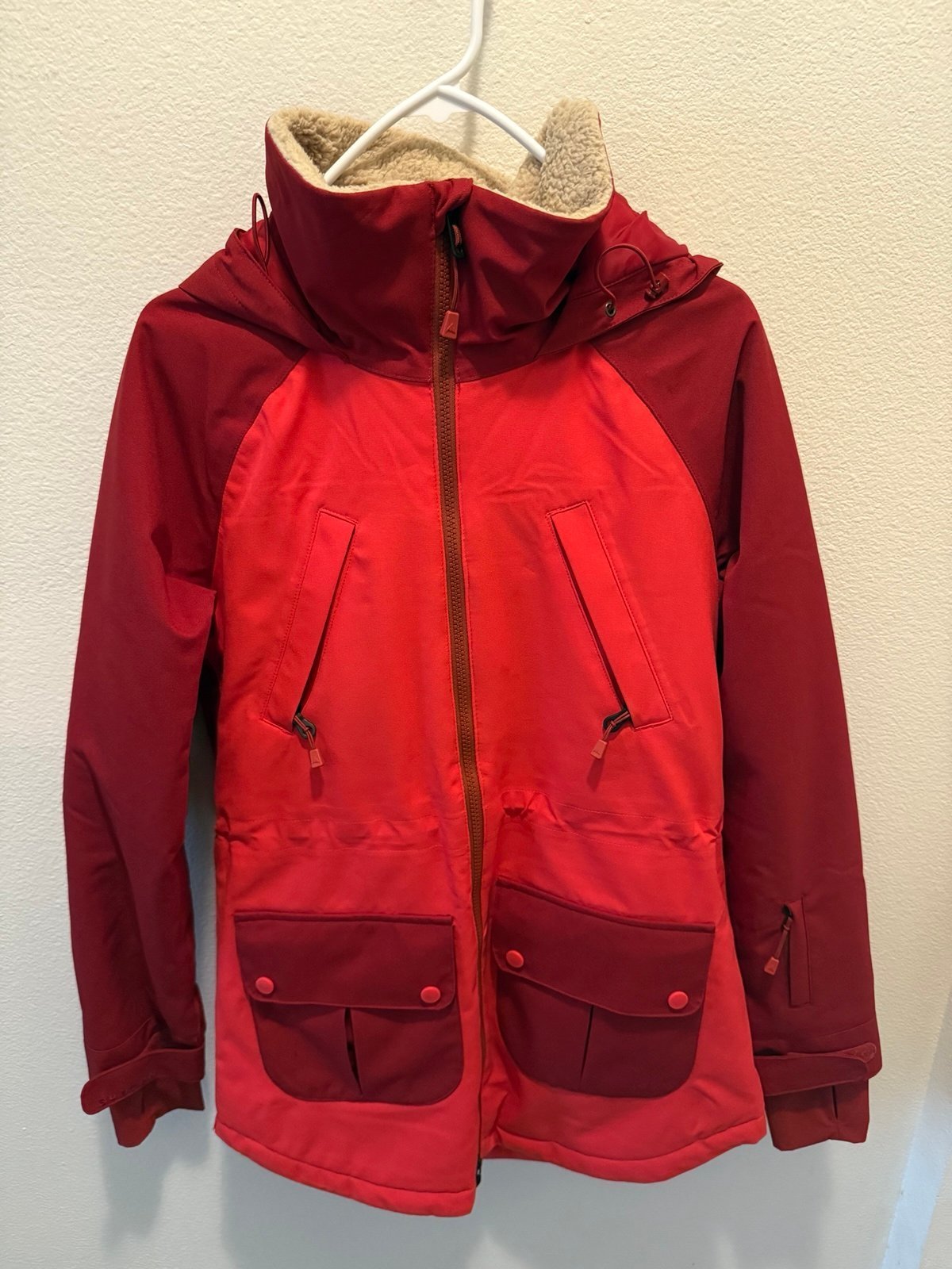 Women’s Burton ski jacket