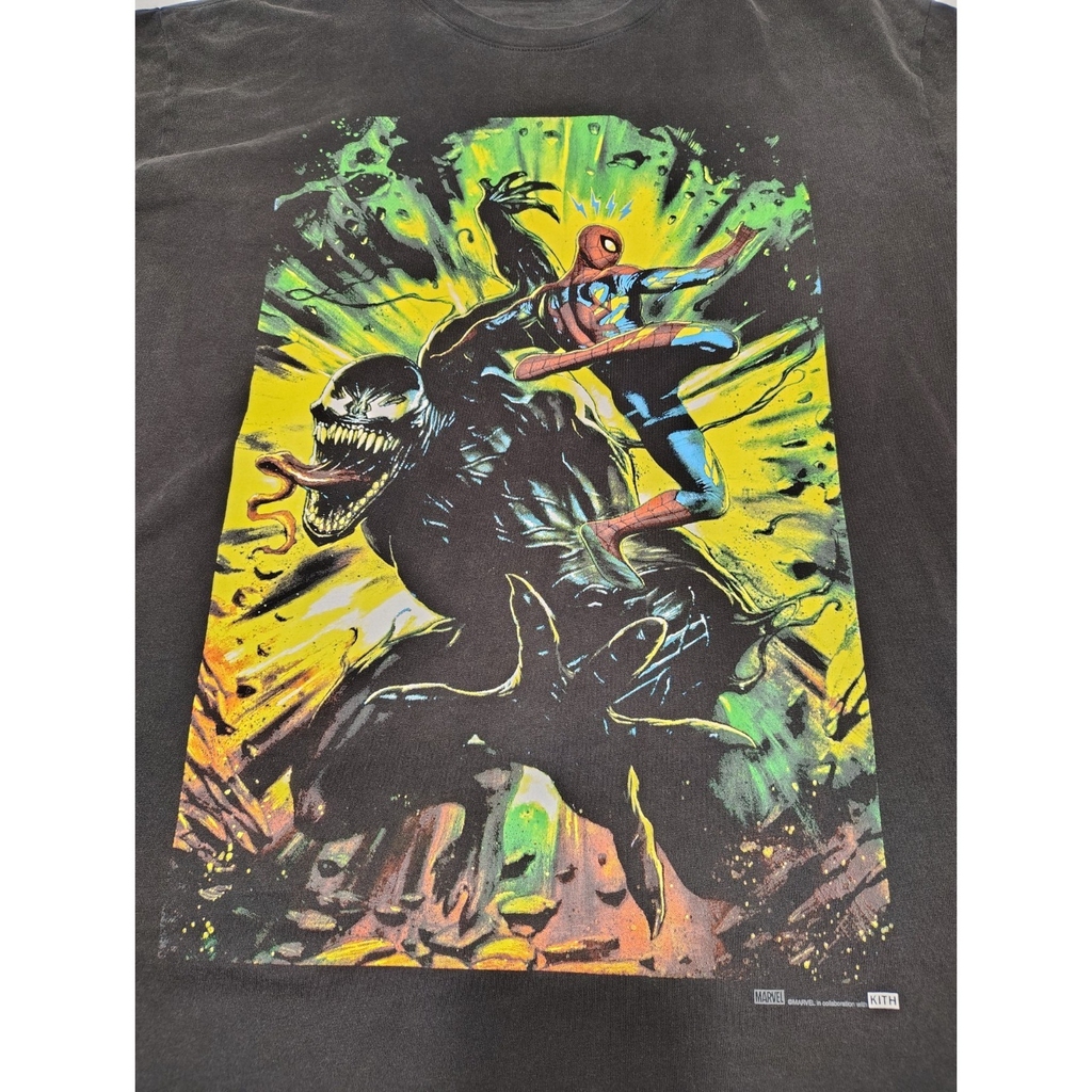 ☆ KITH x SPIDER-MAN Venom Battle コラボTシャツ ☆ KITH x Spider-Man Venom Battle Vintage T-Shirt Size L Large