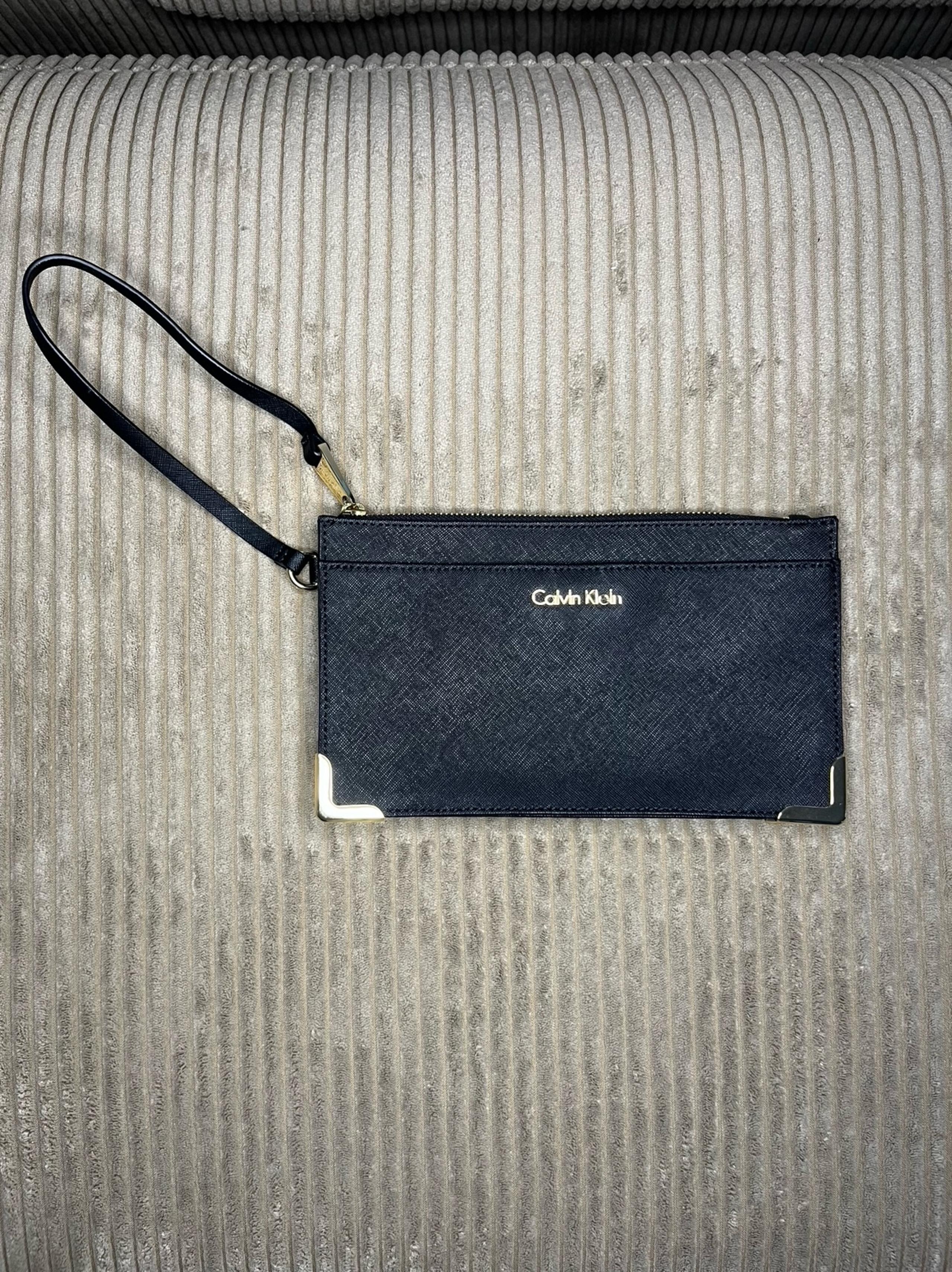 Women’s Black Calvin Klein Leather Clutch Wristlet Gold Accents Zipper Wallet