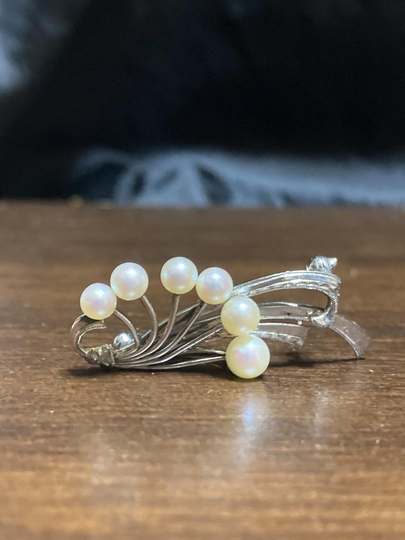 MIKIMOTO Mikimoto Pearl 6-Pearl Akoya Brooch Imperial Household Supplier