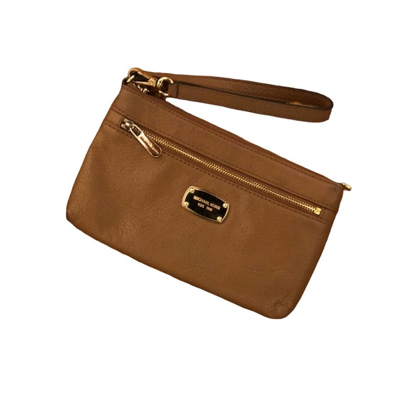 Michael Kors wristlet
