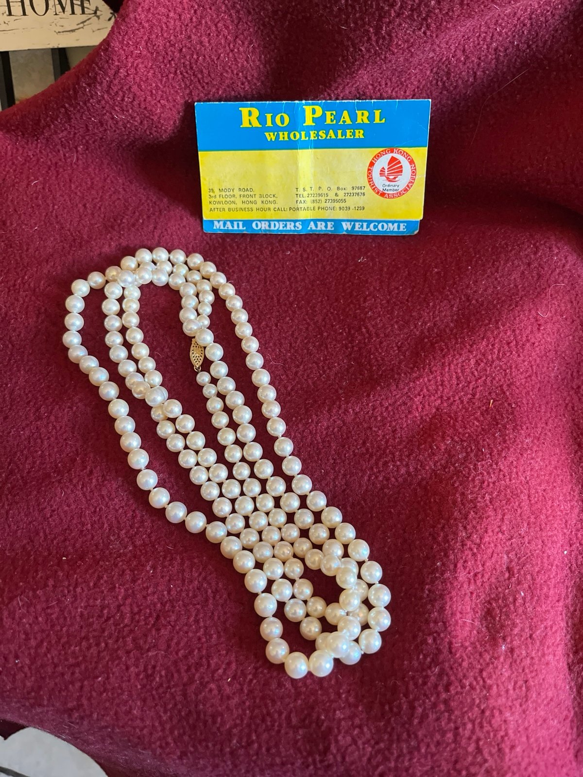 pearl necklace