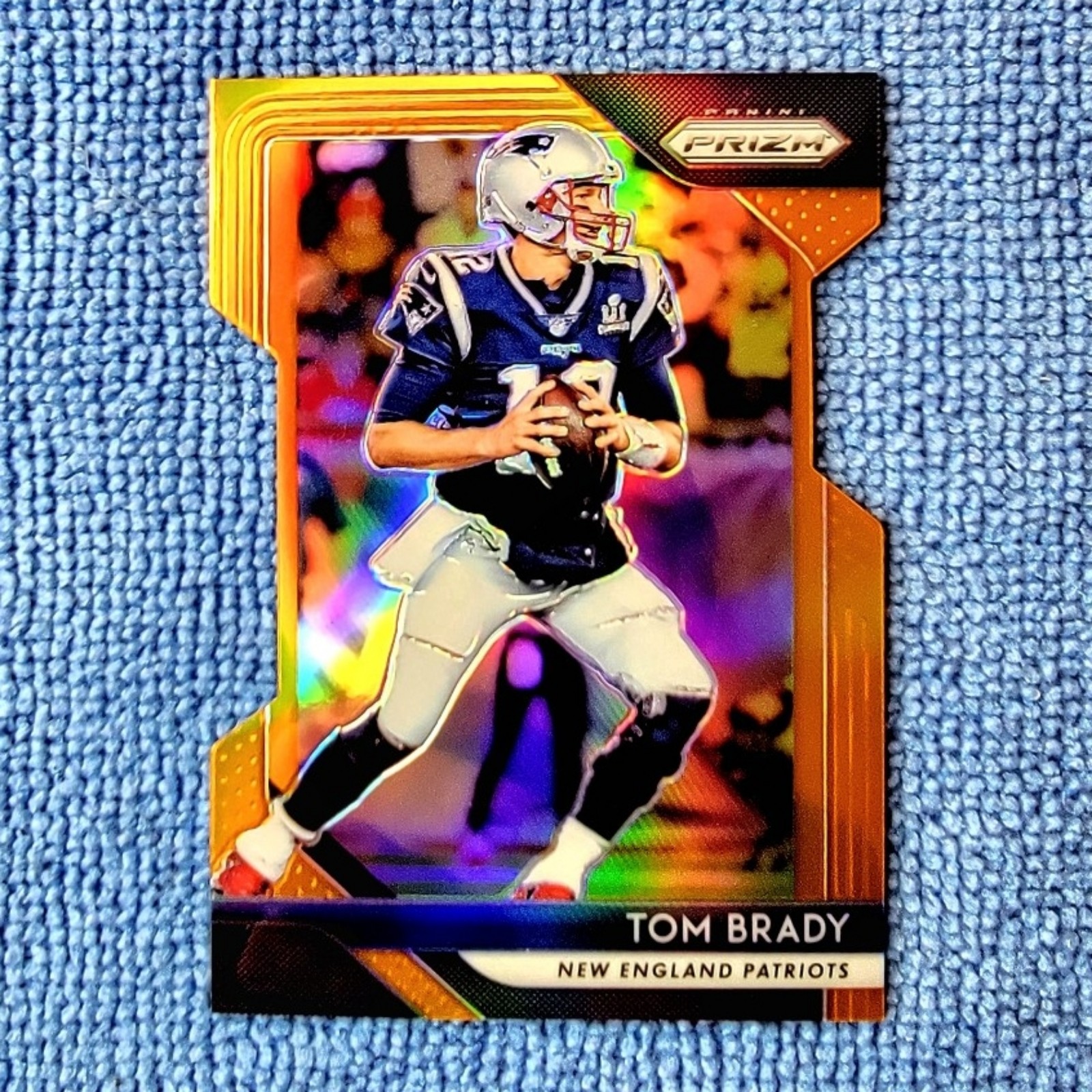 Tom Brady 2018 Orange Die Cut 042/249 Panini Prizm No. 69 New England Patriots