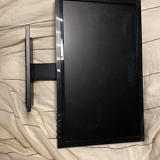 V7 monitor