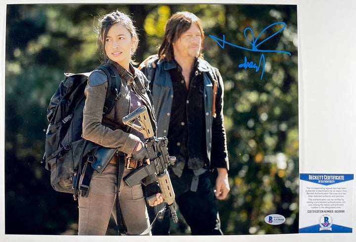 Norman Reedus Autographed The Walking Dead Daryl Dixon 11x14 Photo V BAS COA