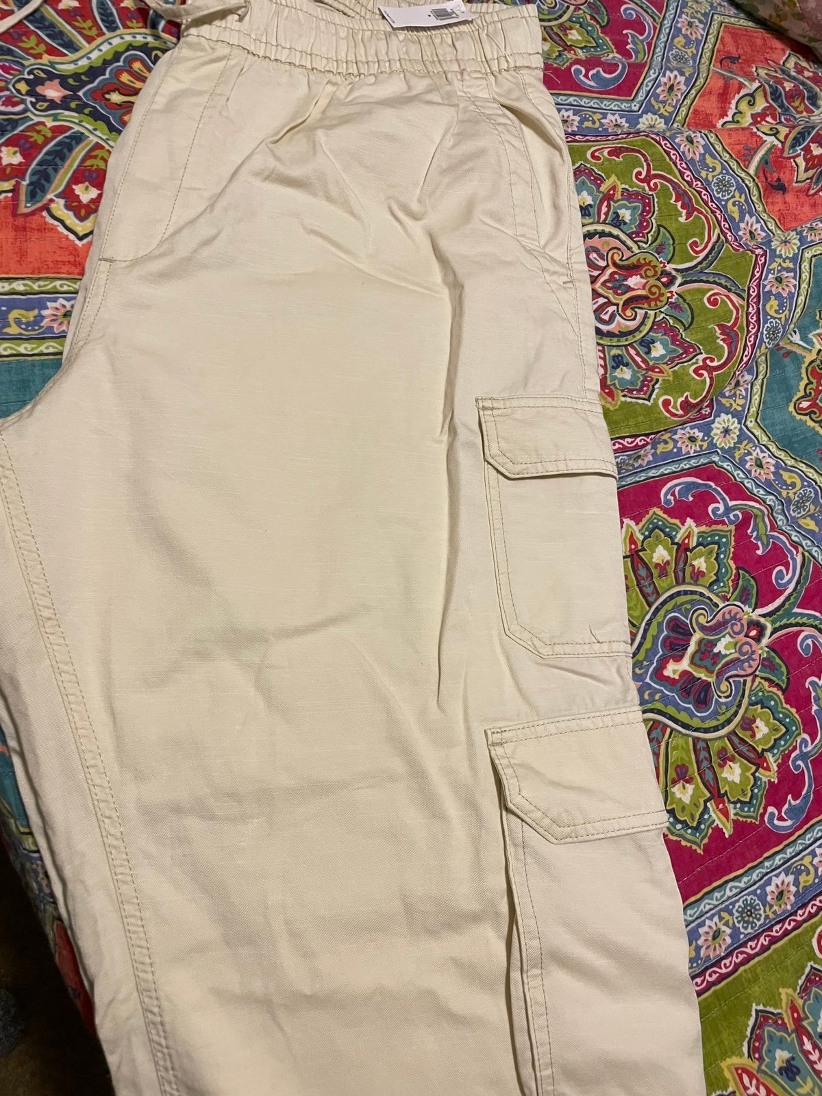 Old navy Women cargo