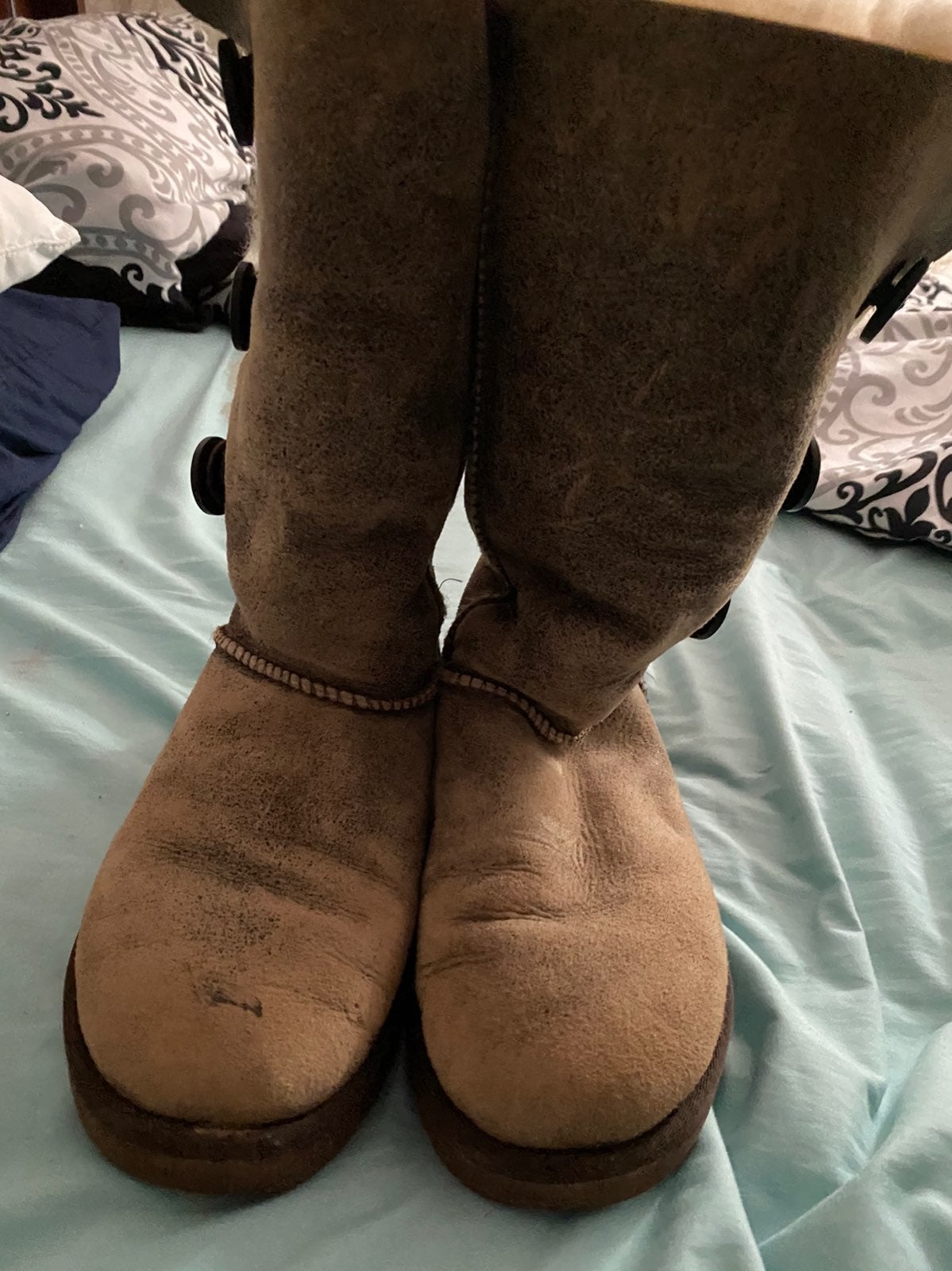 ugg boots size 8