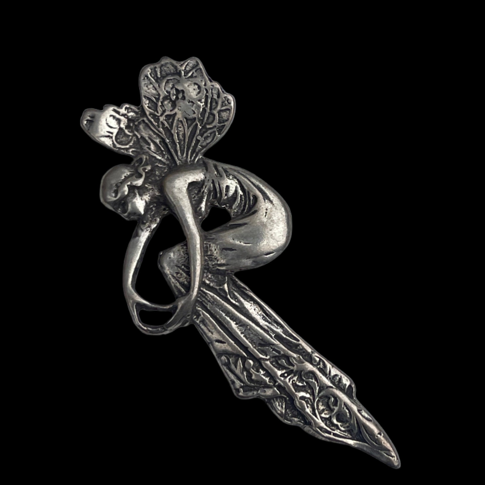 Vintage Art Nouveau Victorian Pendant