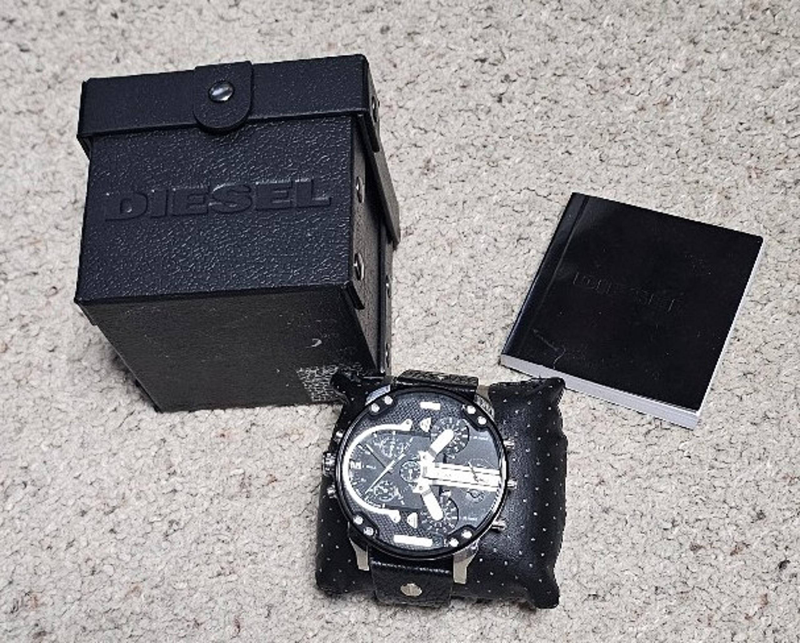 Diesel Mr. Daddy 2.0 DZ7313 Mens Watch New battery installed