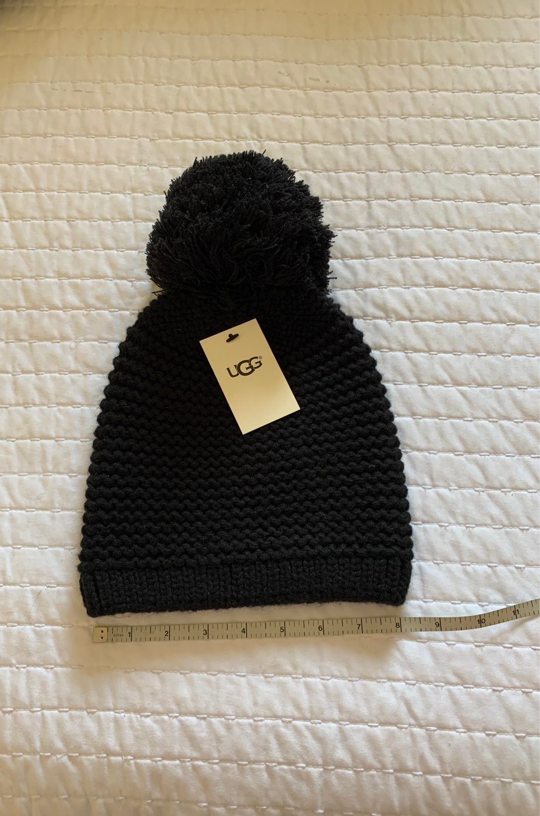 NWT Ugg Honeycomb Black Pompom hat