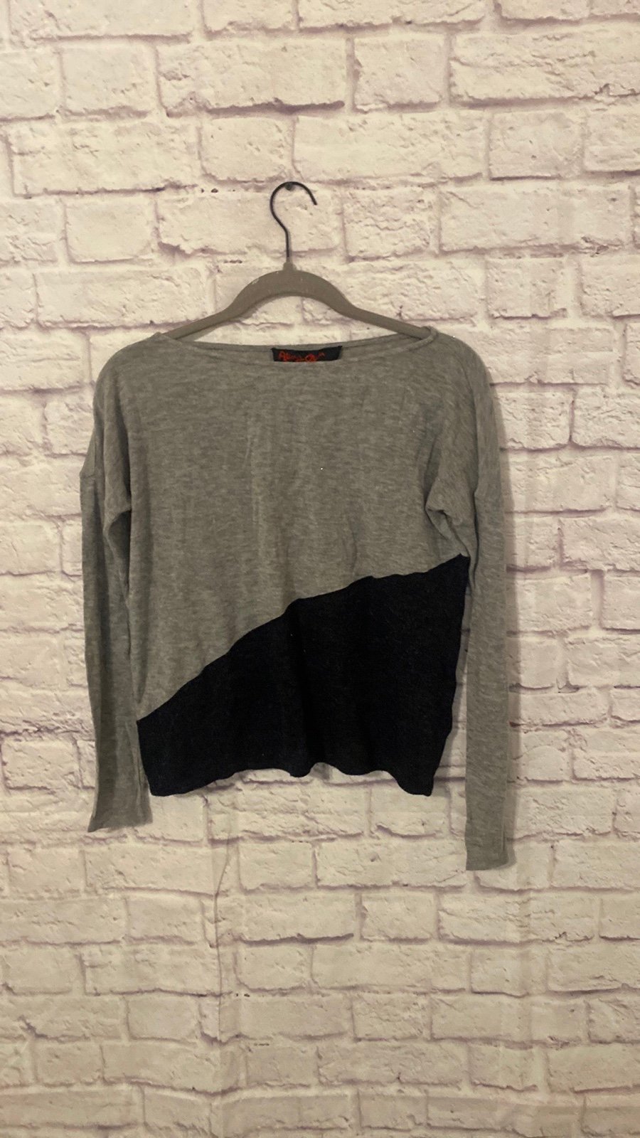 Alice & Olivia scoop neck sweater