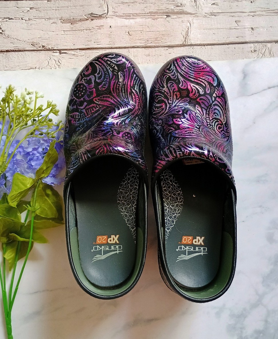 Dansko XP20 Printed Clogs Size 9
