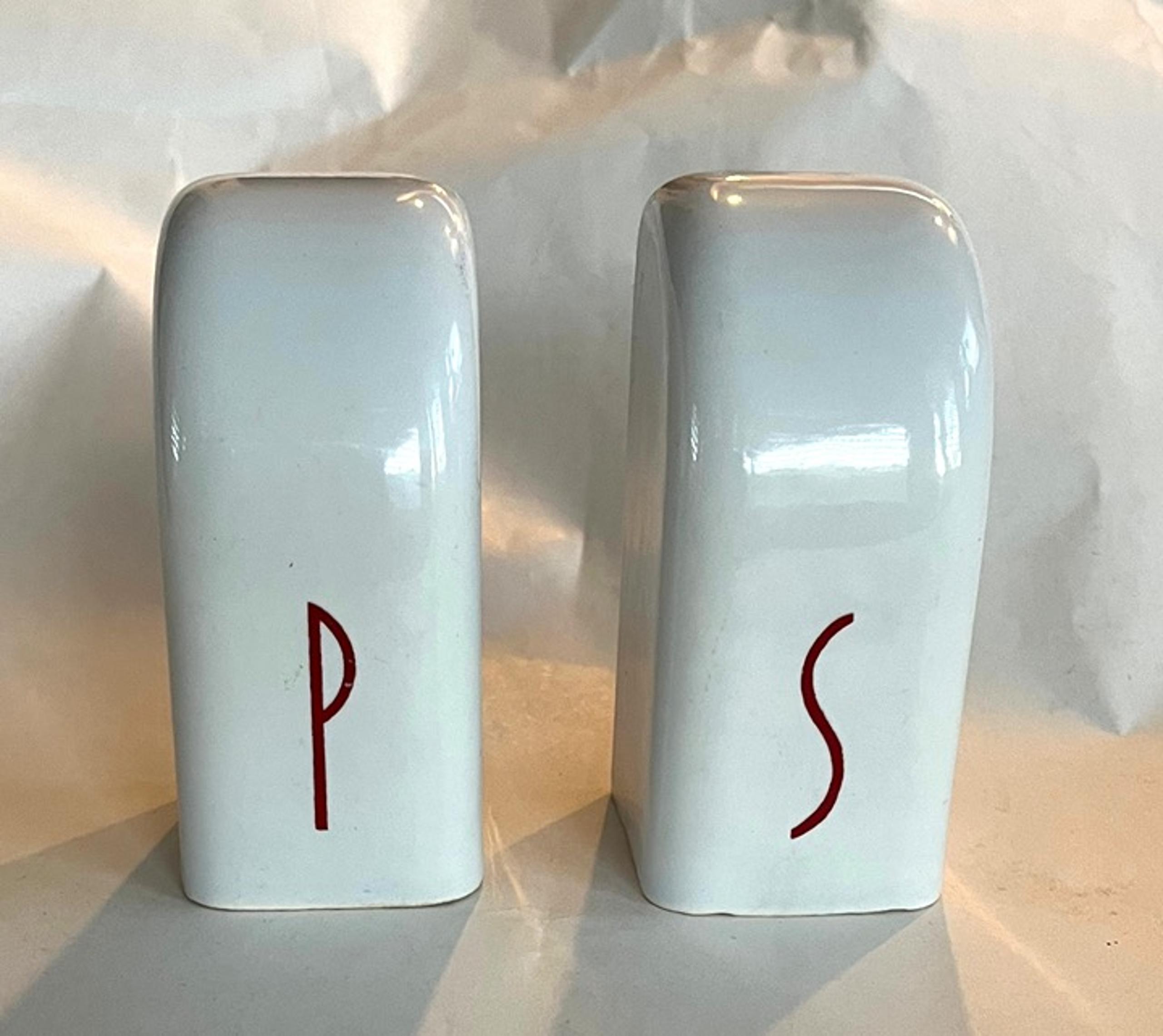 Vintage Art Deco Salt & Pepper Shakers Range Top Set White Porcelain Red Letters