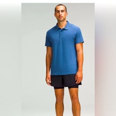 Lululemon Evolution Polo Golf Shirt in Blue Size L Slim Fit Sweat-Wicking Fabric