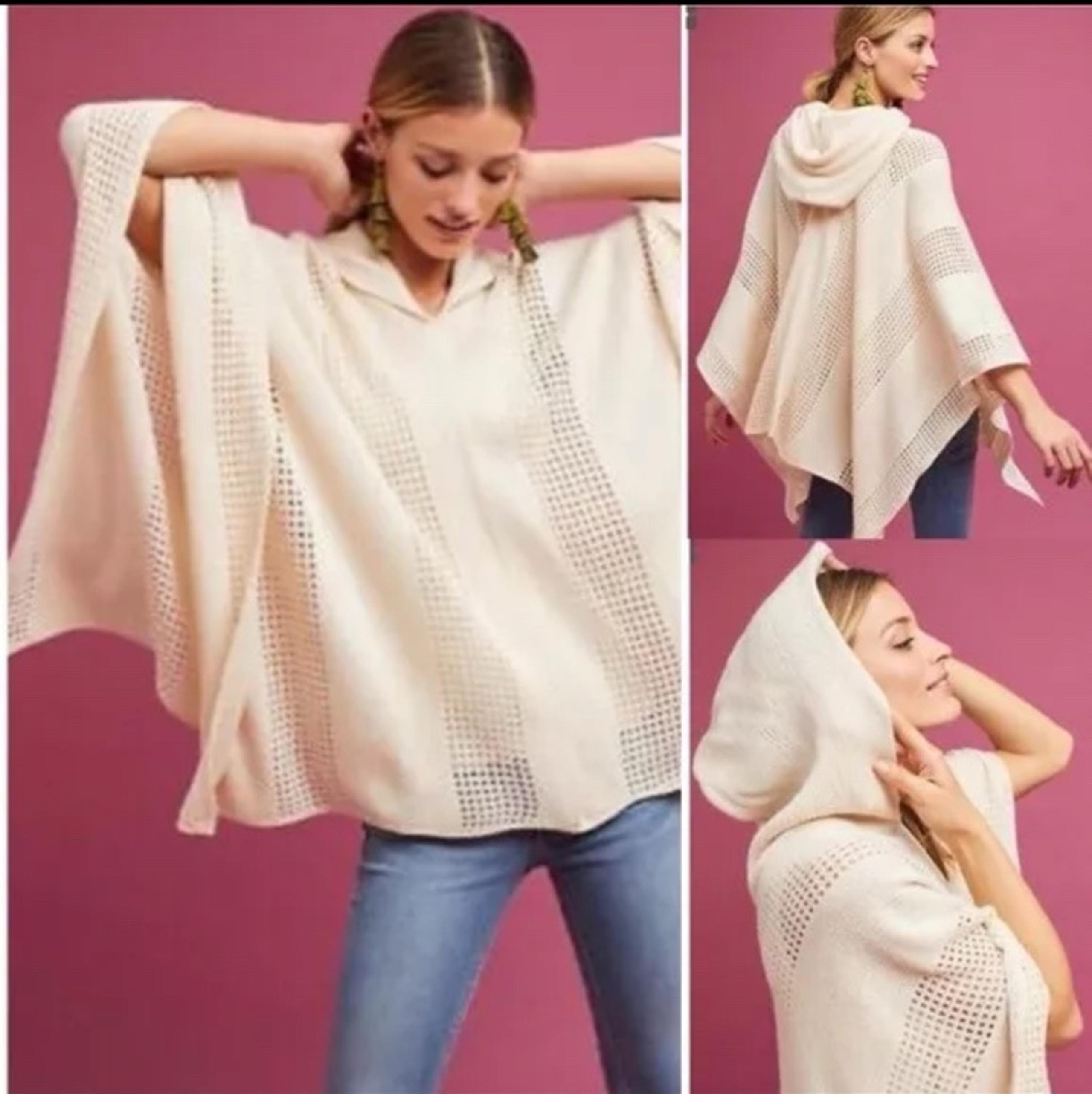 Sleeping On Snow Anthropologie Hooded Poncho Sweater One Size Ivory Modern