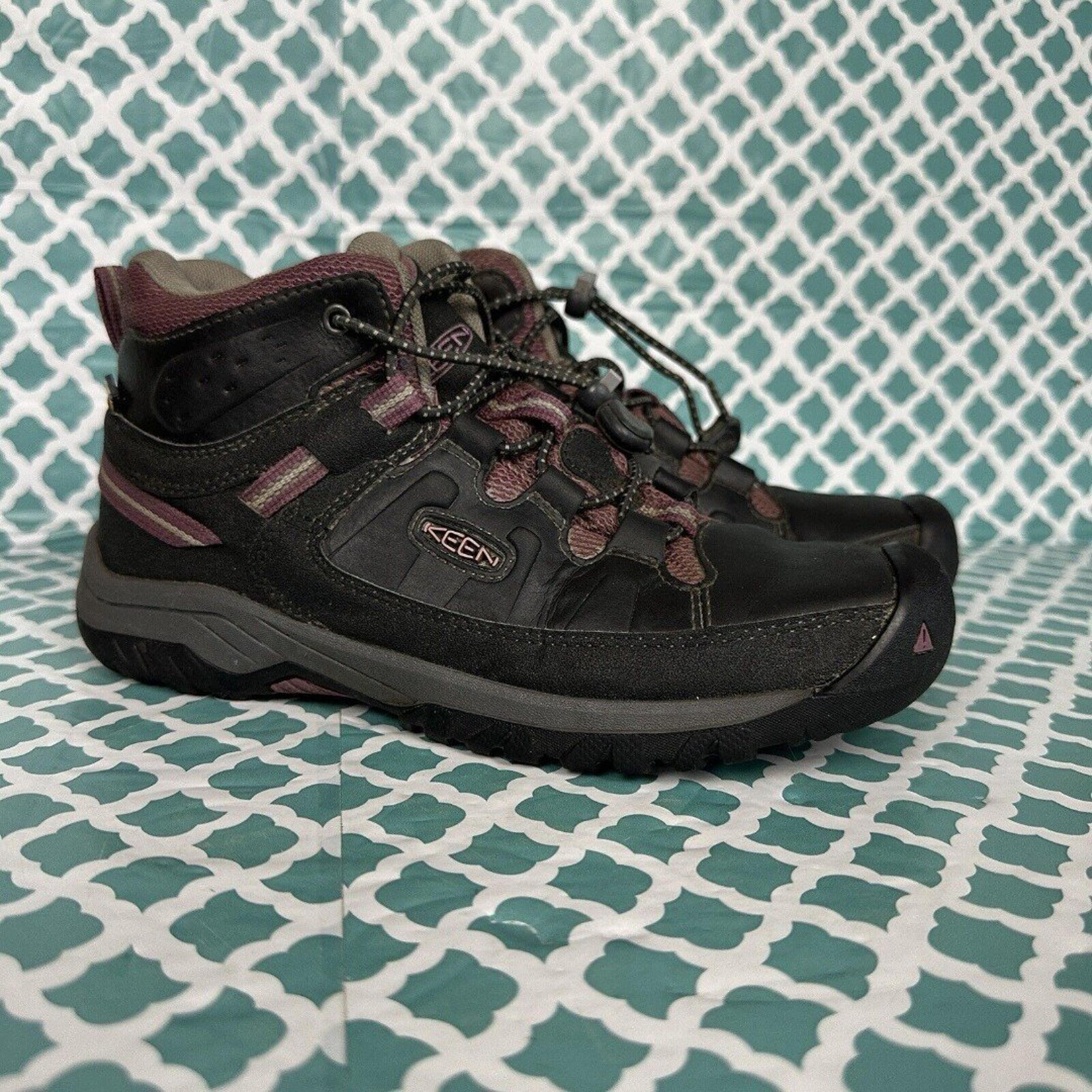KEEN Leather Waterproof Hiking Boots Gray Pink Purple Women’s Size 5 1020131