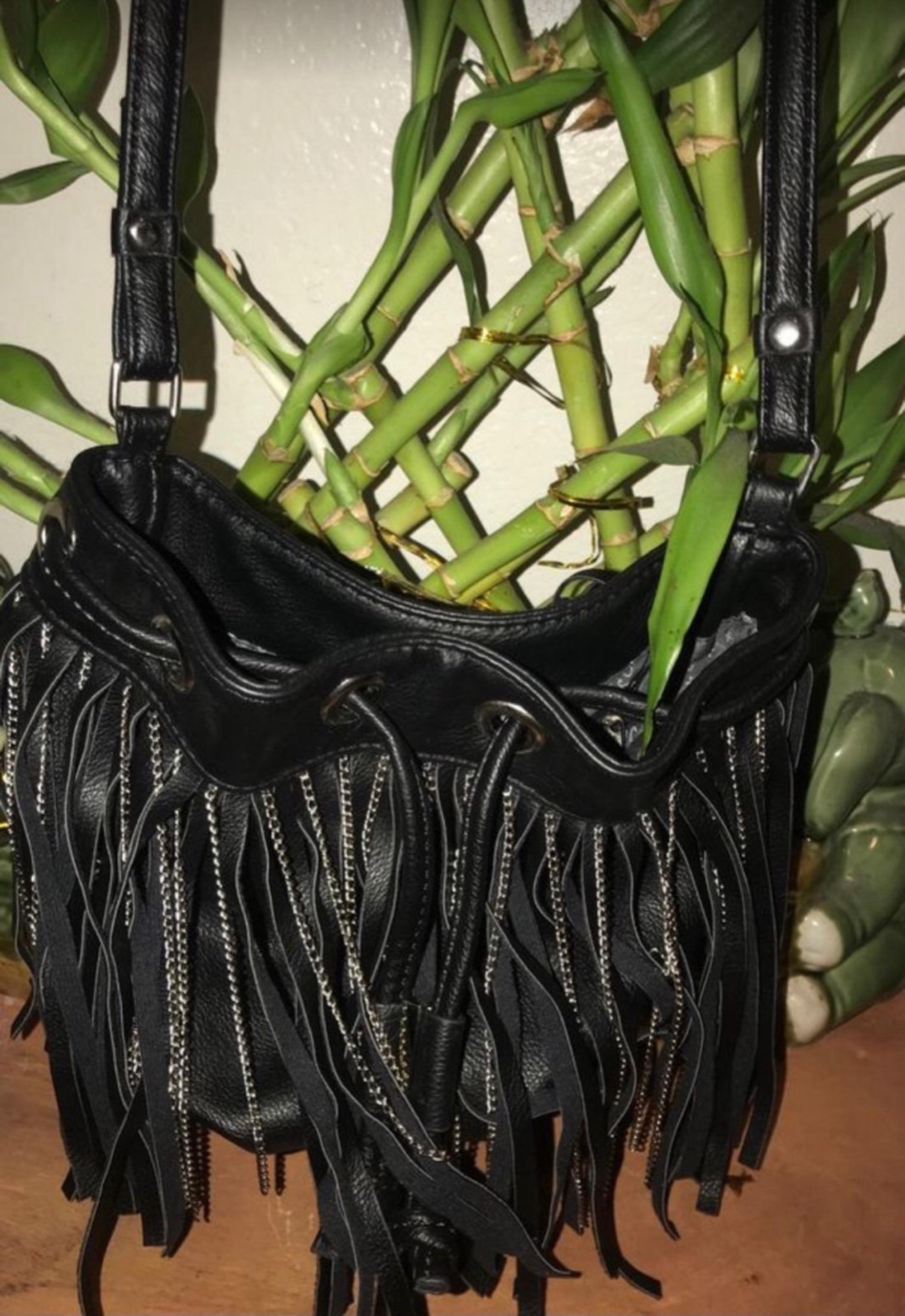BLACK BUCKET PURSE
