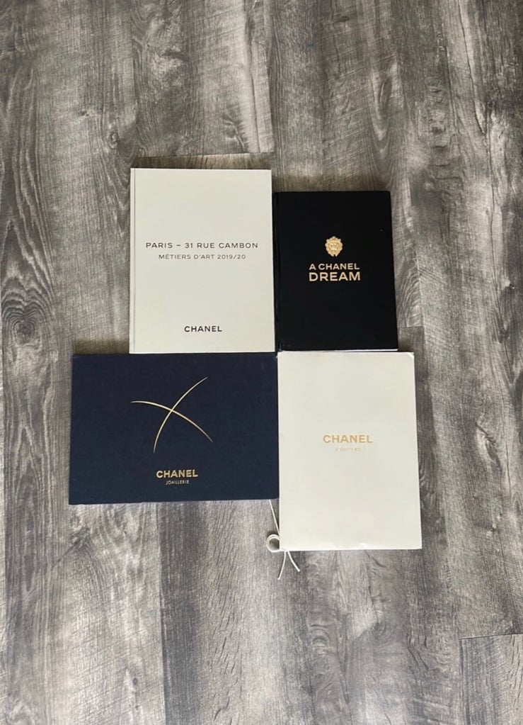 CHANEL catalog×4