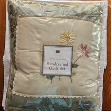 NIB King Peking Handcrafted Quilt Set 2002