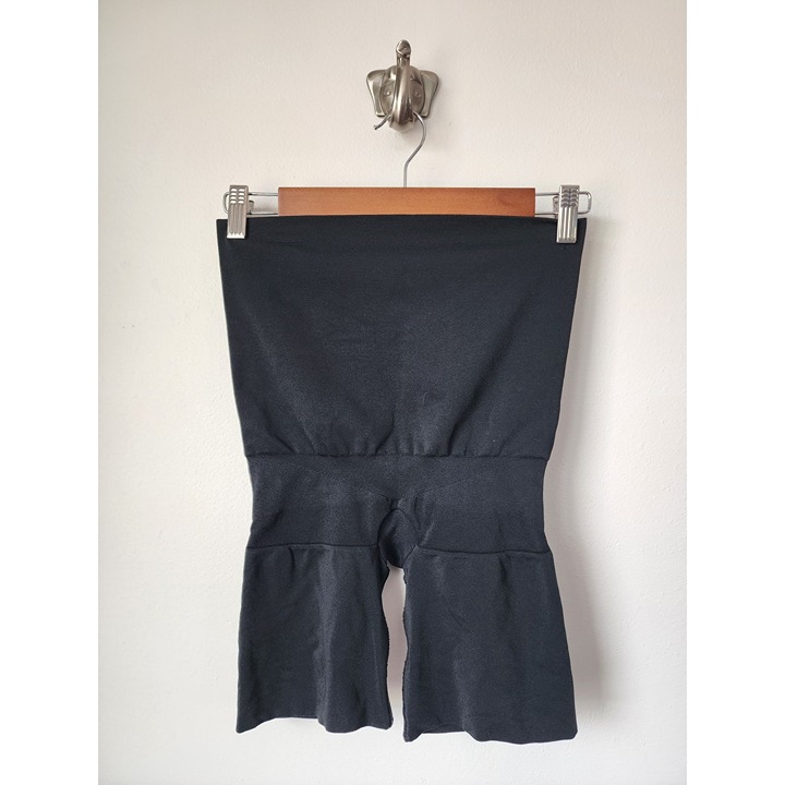 Assets by Spanx black high waist mid thigh shapewear XL