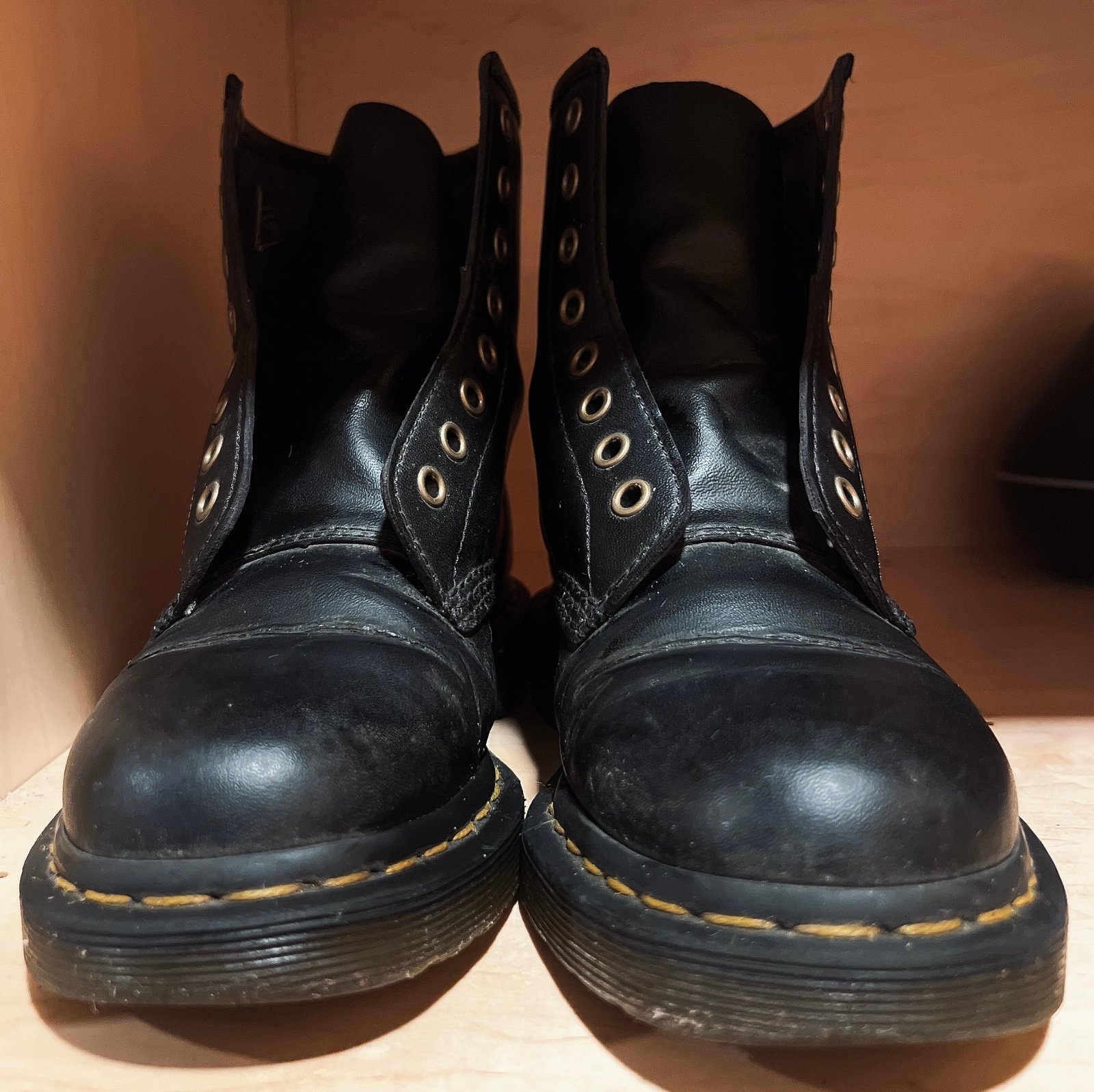 Vegan 1460 Dr. Martens