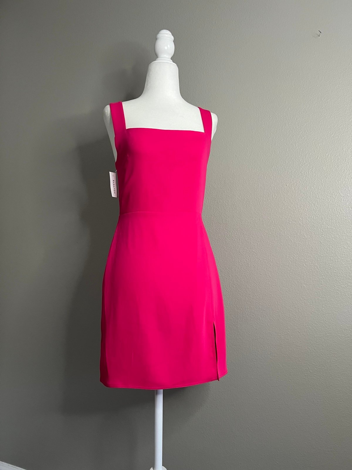 Babaton mini dress hot pink magenta zip back size 4 NWT
