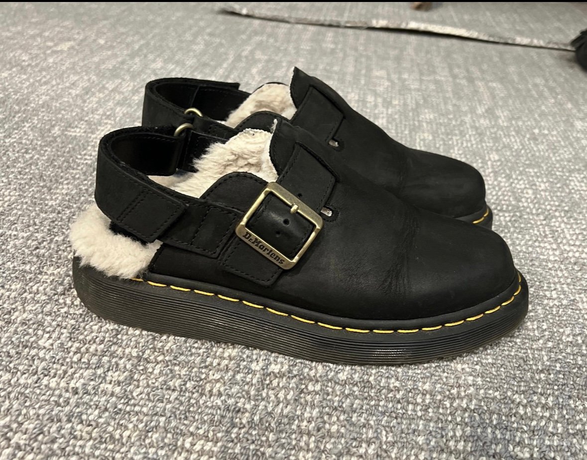 Dr. Martens Jorge II Clogs black leather