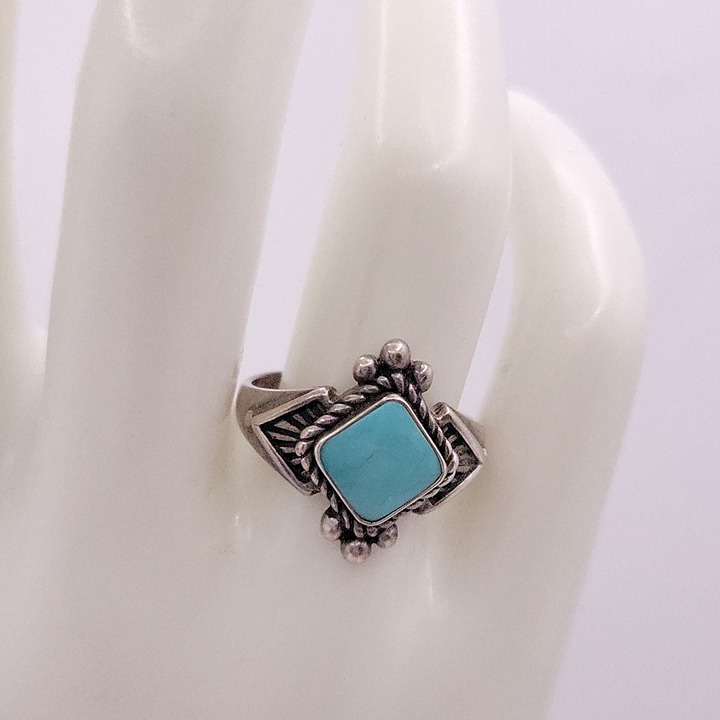 Quoc Turquoise Southwest Style Sterling Silver Ring