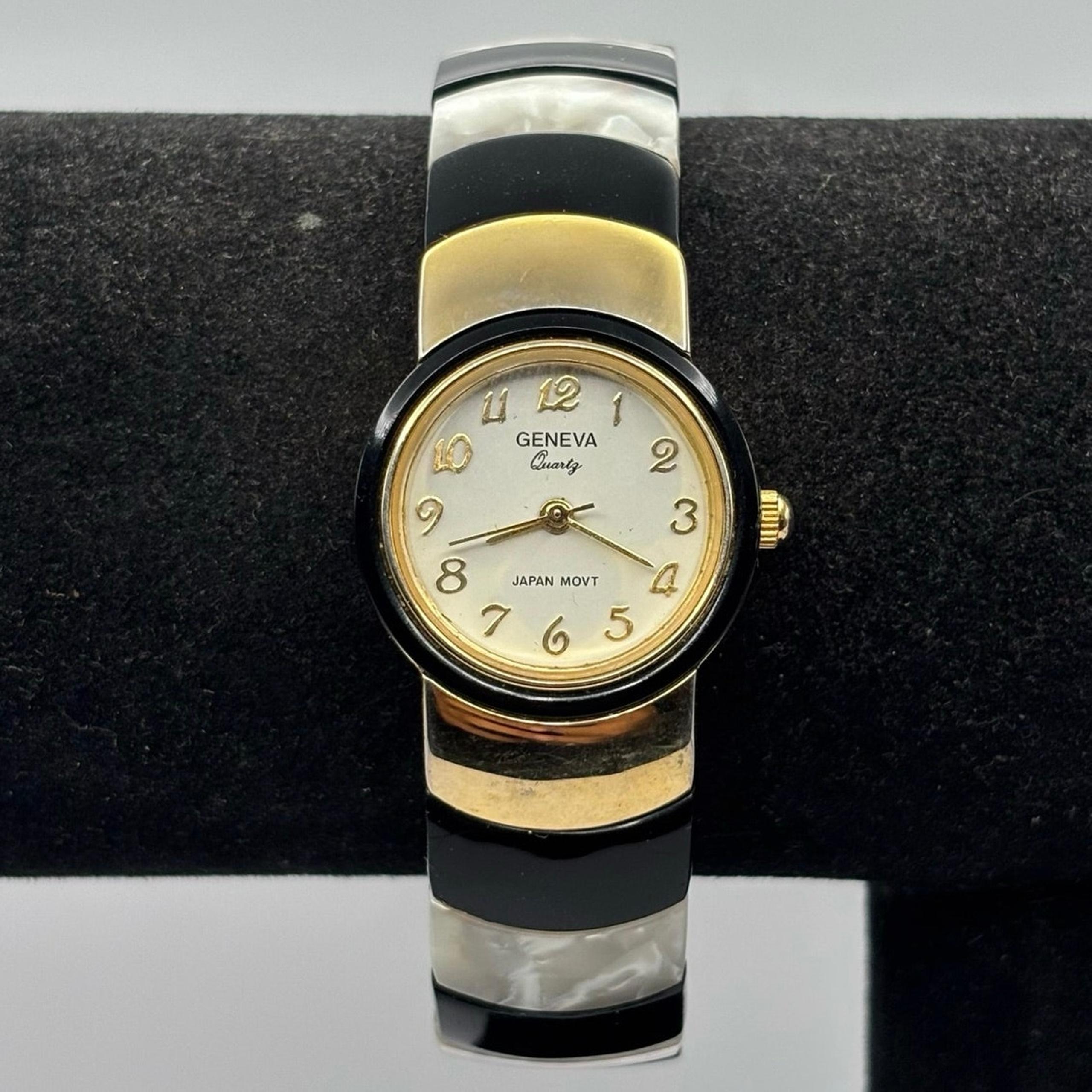 Retro Gold Geneva Watch