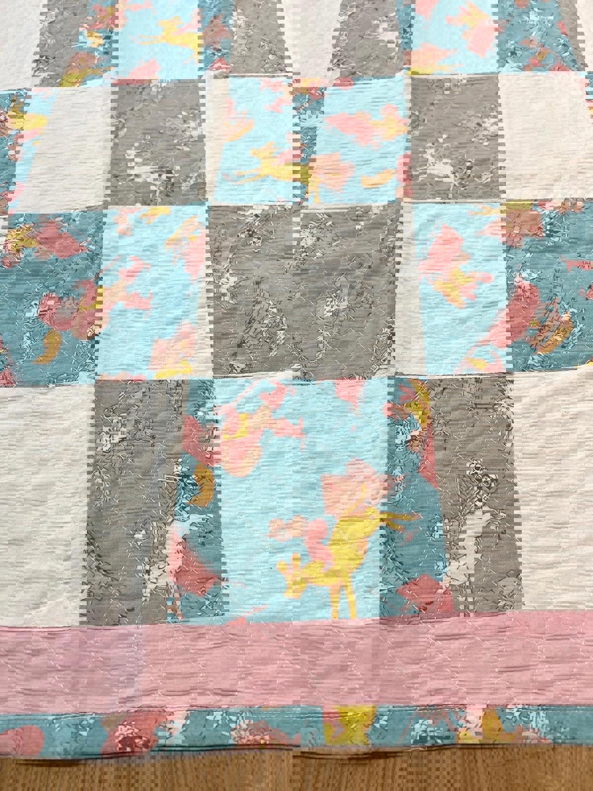 Quilt Nursery Rhyme Theme Children's Room