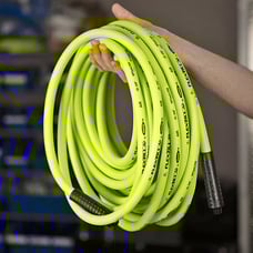 Air Hose, 1/2 in. x 25 ft, 3/8 in. MNPT Fittings, Heavy Duty, Lightweight - NEW