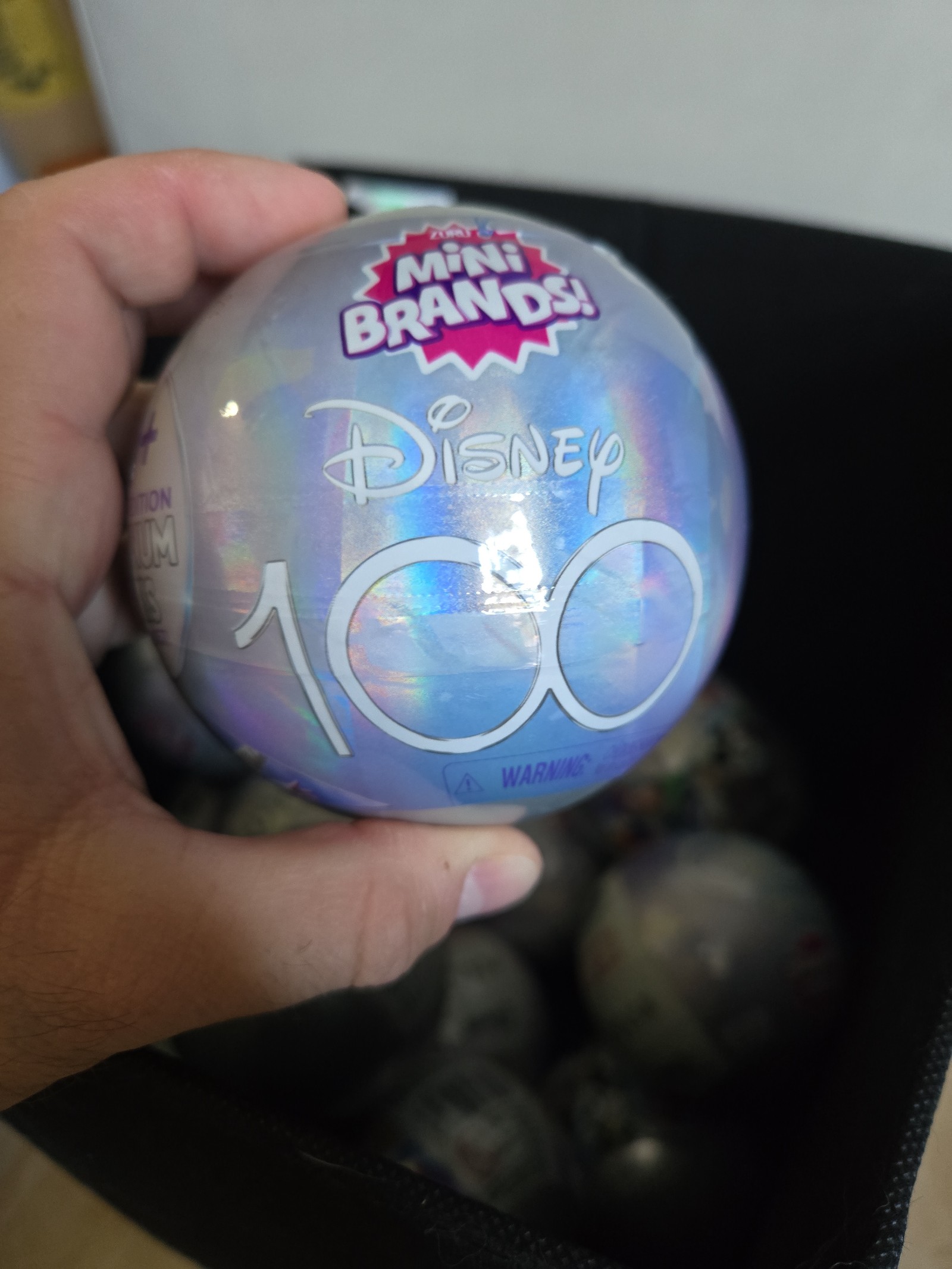 9x PLATINUM MINI 5-Surprise Mini Brands Zuru Ball Disney 100 Limited Edition
