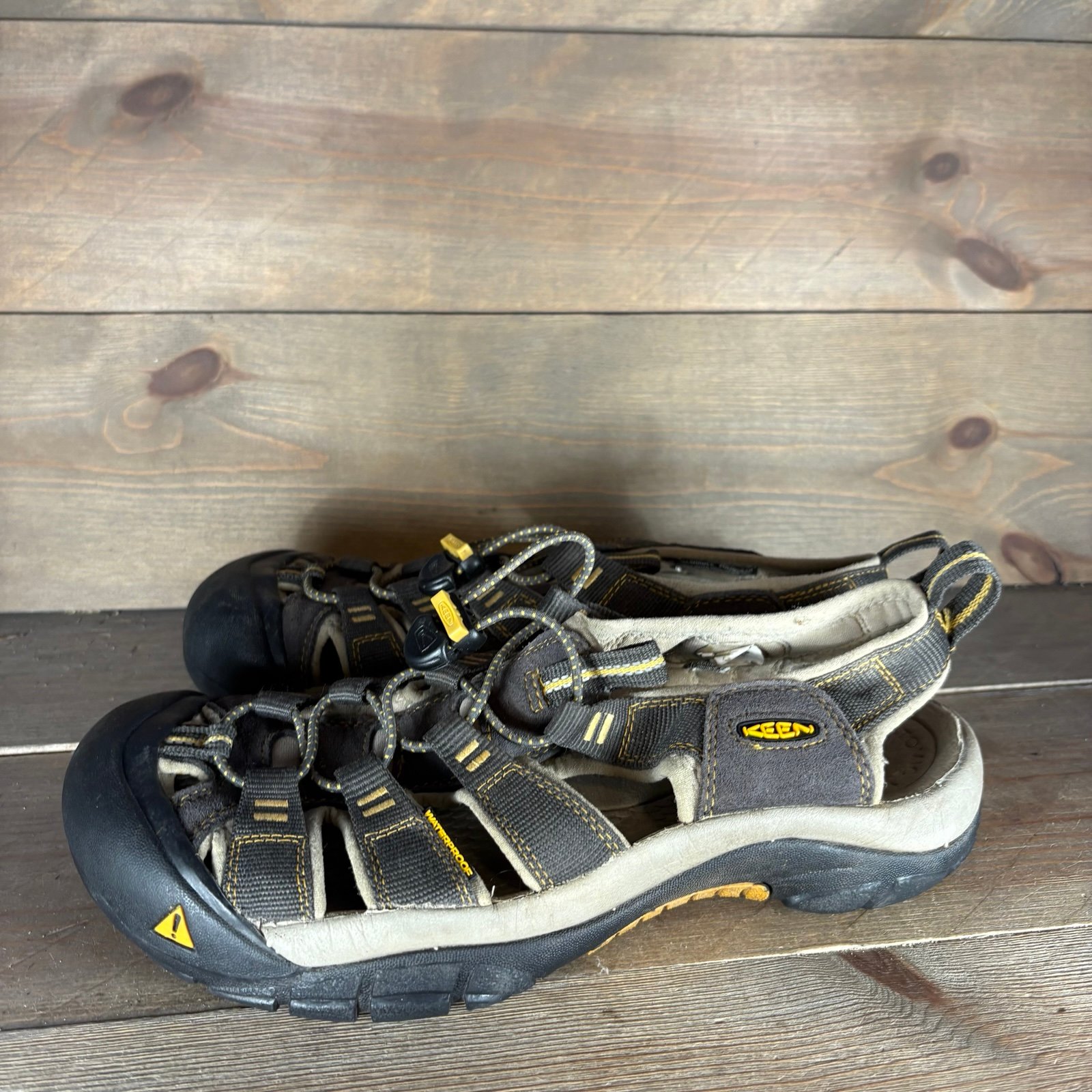 keen newport mens size 8.5 shoes gray waterproof athletic outdoor sandals  Pre o