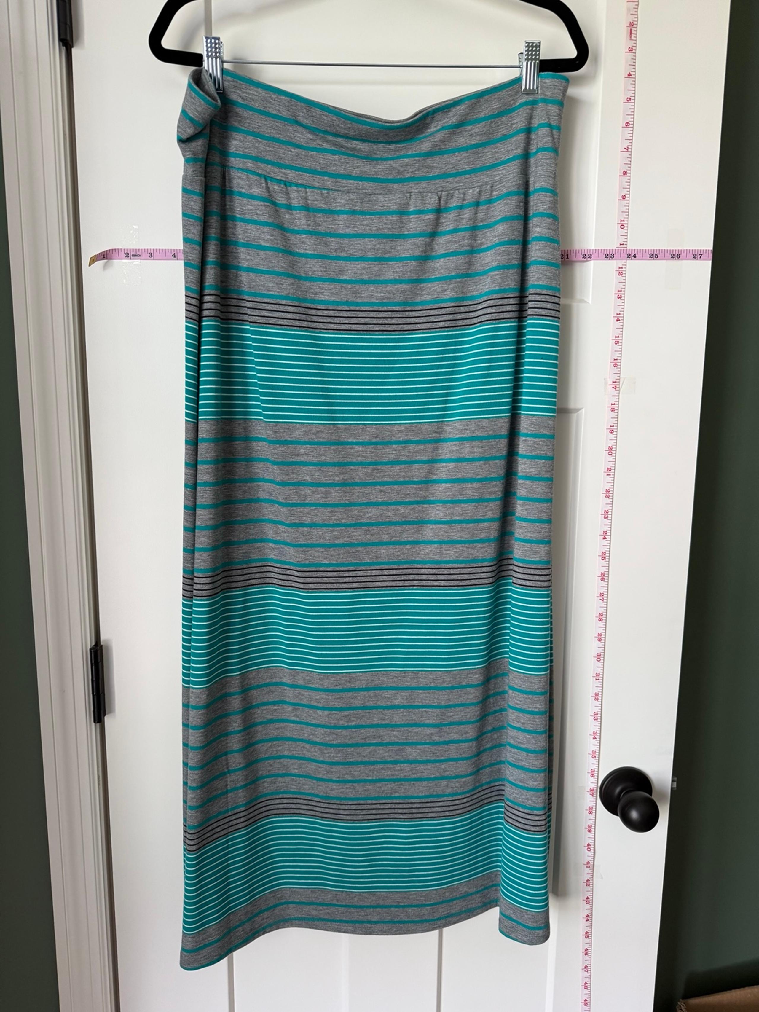 Ava & Viv maxi skirt