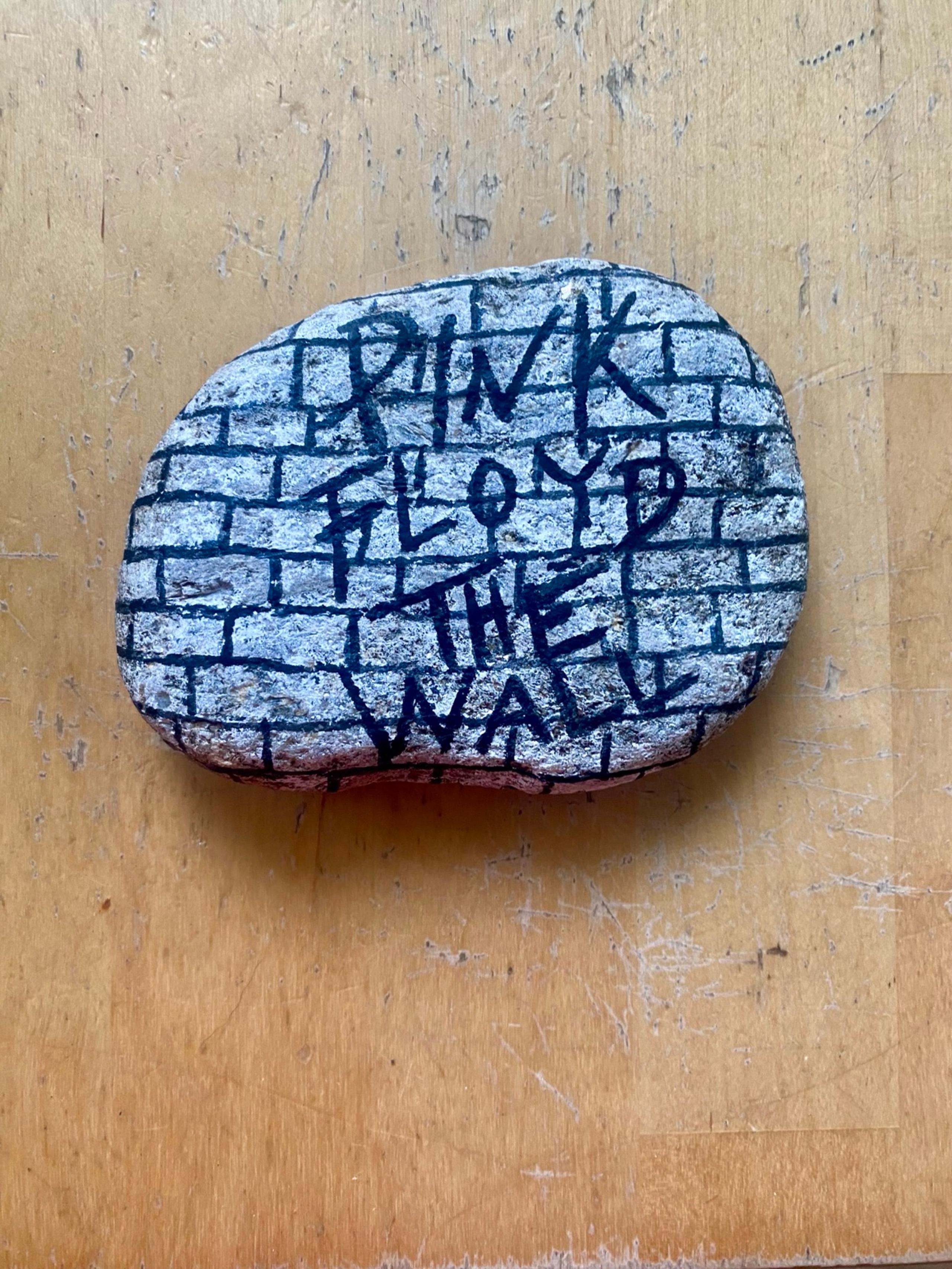 Pink Floyd, the wall handpainted rock