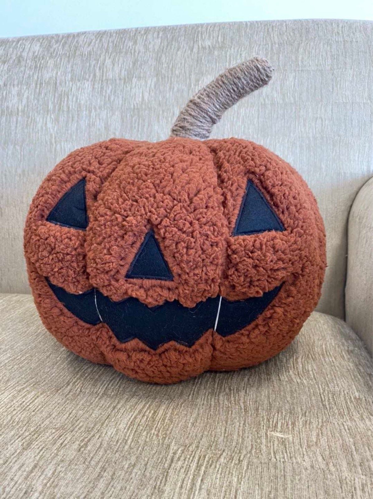 Pumpkin pillow pottery barn dupe