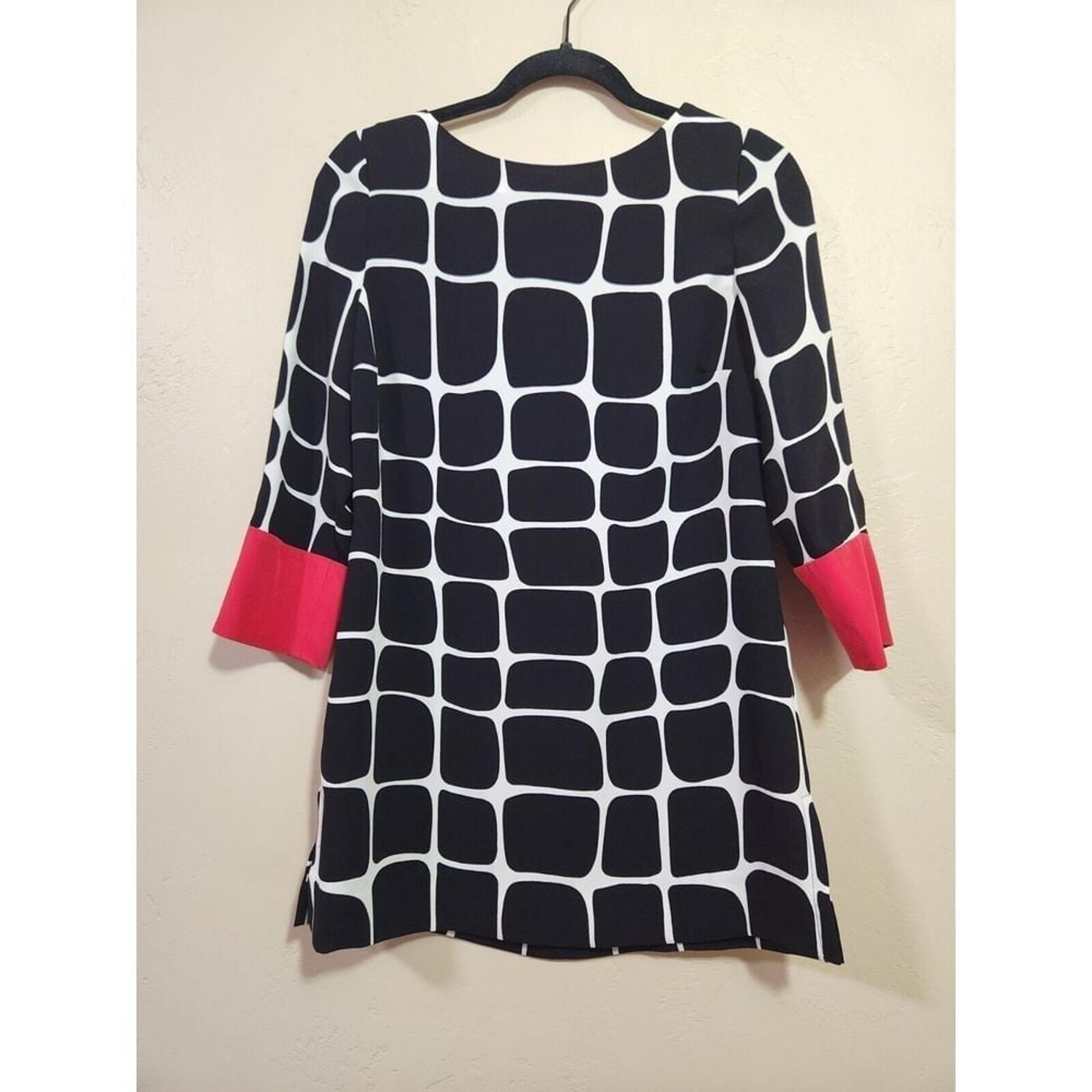 Carlisle 3/4 Sleeve Sheath Dress Size 2 Geometric Black and Red