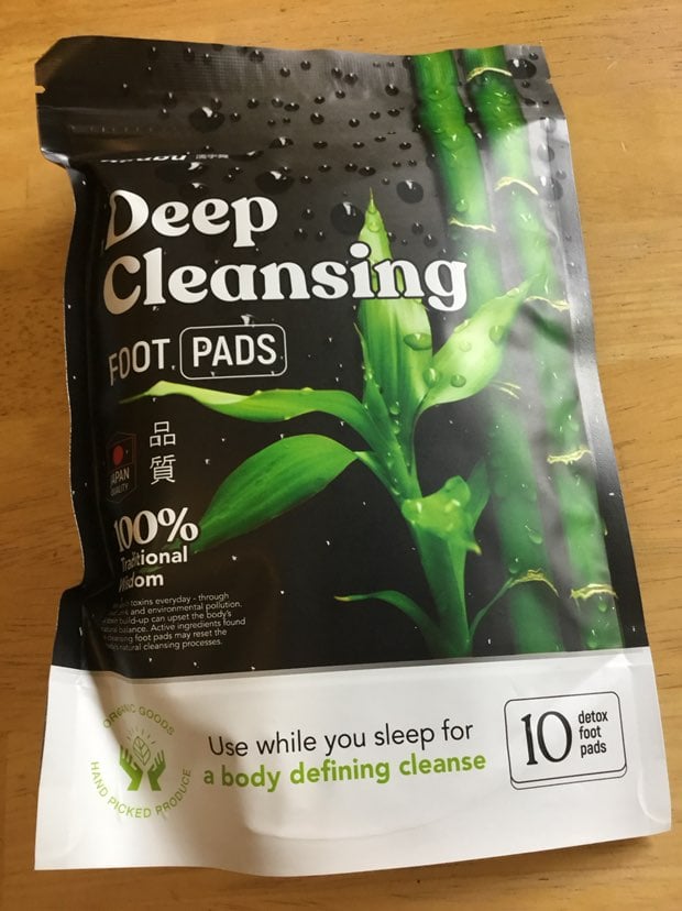 Deep cleaning foot pads